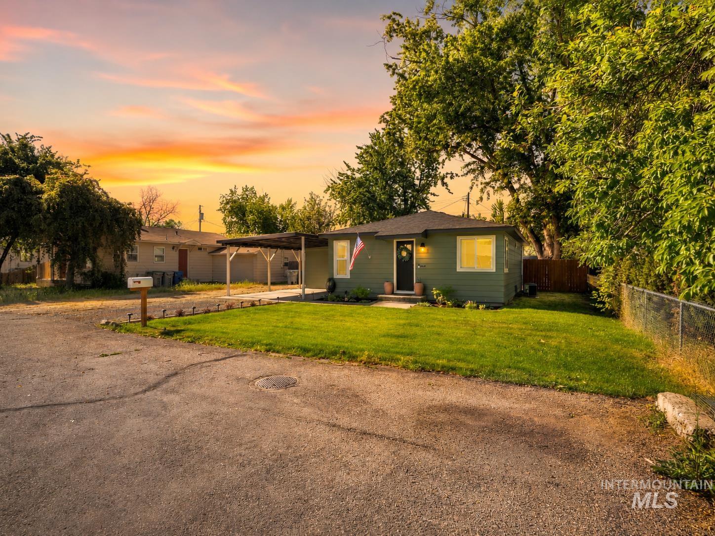 4719 W Richardson St, Boise, Idaho 83705, 3 Bedrooms, 1 Bathroom, Residential For Sale, Price $444,900,MLS 98989154