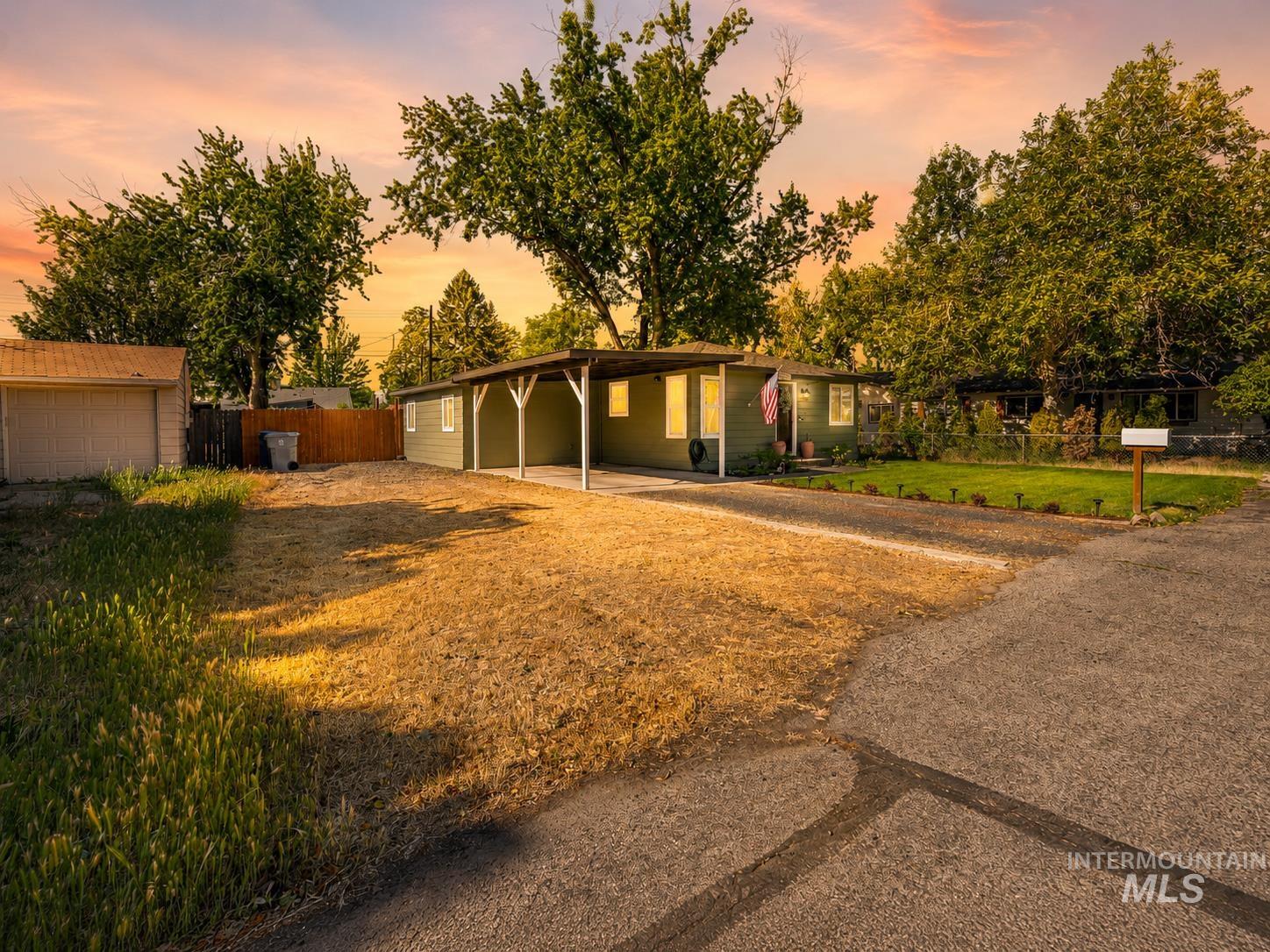 4719 W Richardson St, Boise, Idaho 83705, 3 Bedrooms, 1 Bathroom, Residential For Sale, Price $444,900,MLS 98989154