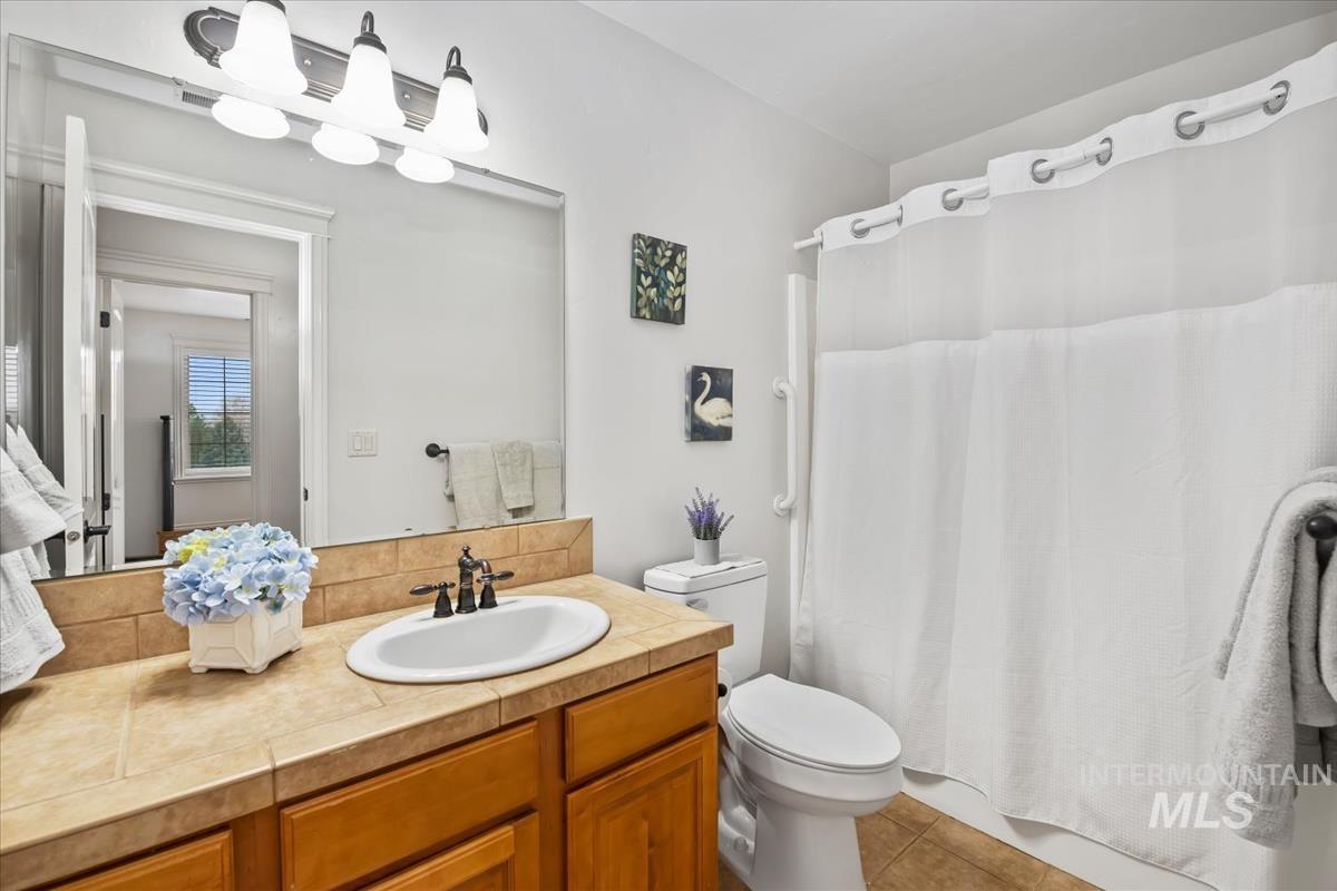 3129 S Silvertip Ln, Meridian, Idaho 83642, 4 Bedrooms, 3.5 Bathrooms, Residential For Sale, Price $974,850,MLS 98989157
