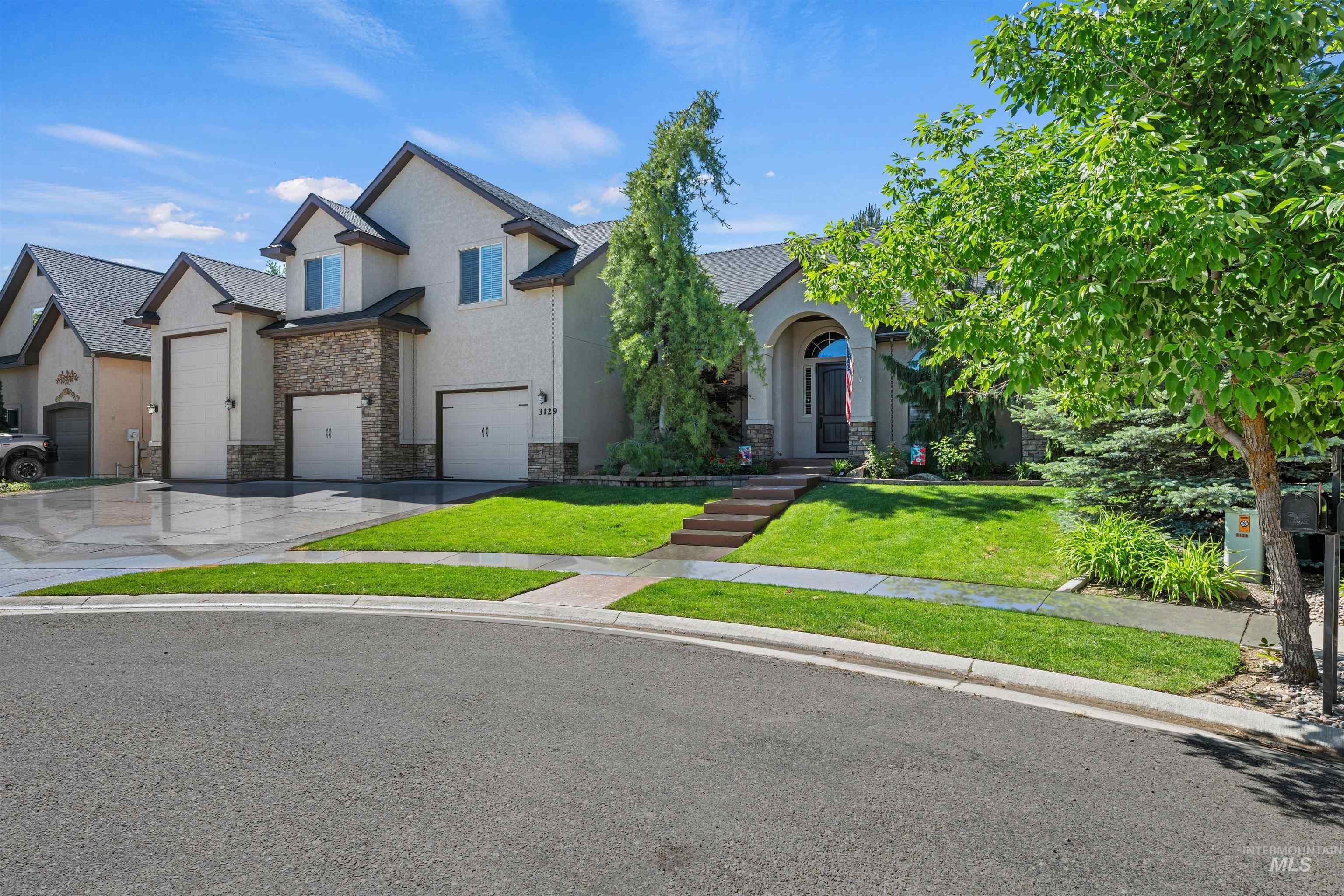 3129 S Silvertip Ln, Meridian, Idaho 83642, 4 Bedrooms, 3.5 Bathrooms, Residential For Sale, Price $974,850,MLS 98989157