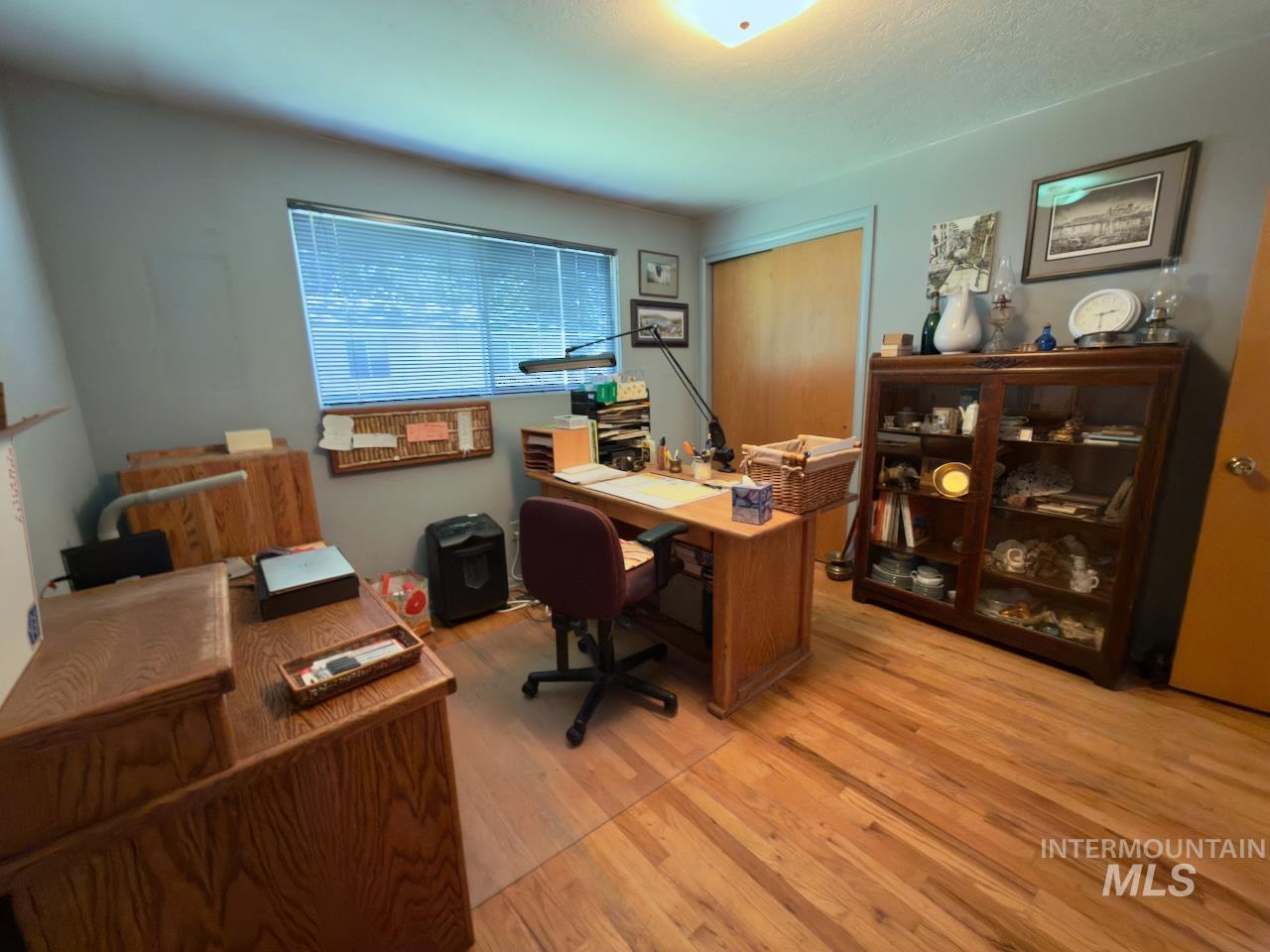 1424 S Atlantic St, Boise, Idaho 83705, 3 Bedrooms, 2 Bathrooms, Residential For Sale, Price $406,730, 98989158