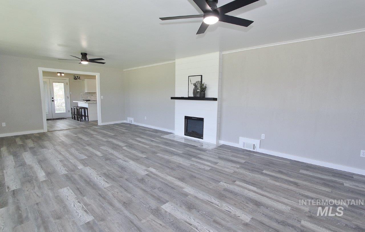 520 E Logan, Caldwell, Idaho 83605, 4 Bedrooms, 3 Bathrooms, Residential For Sale, Price $475,000,MLS 98989160