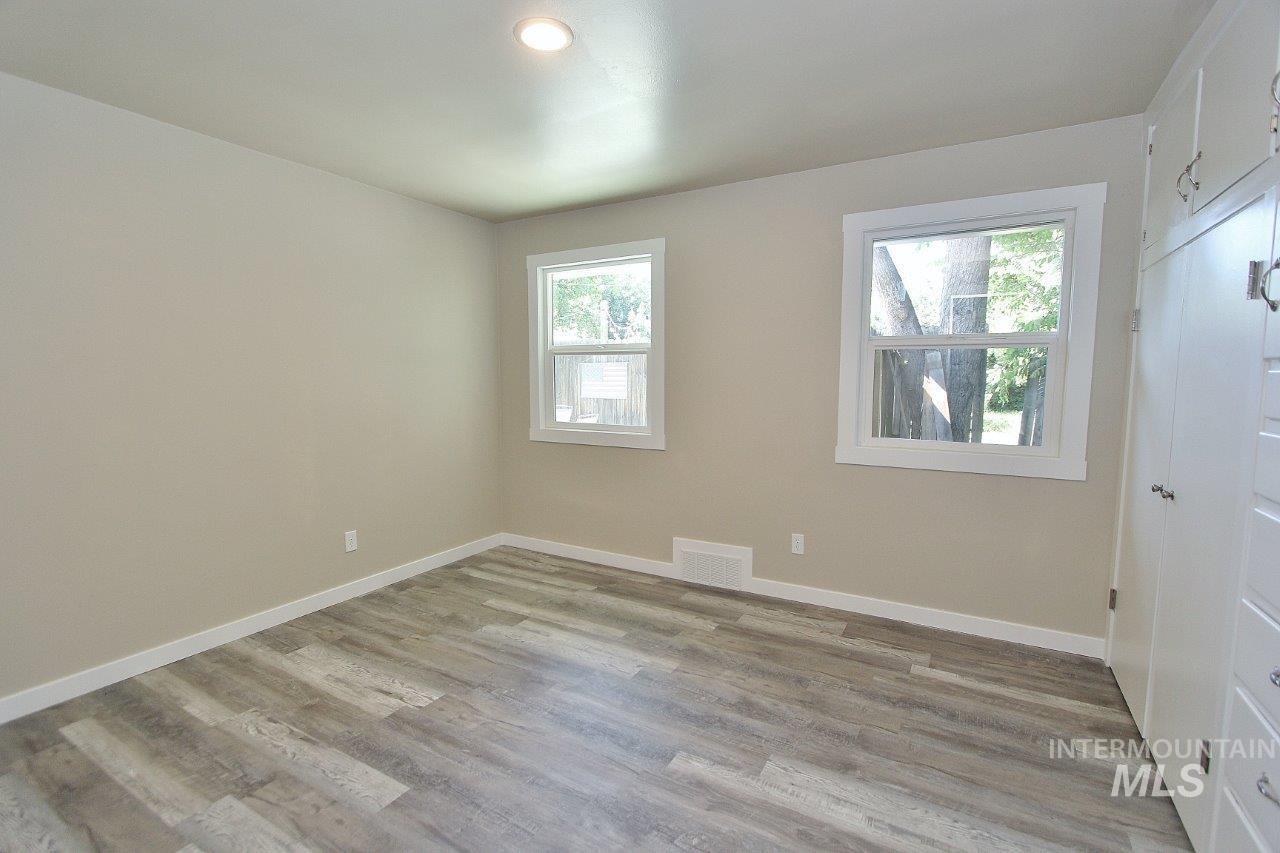 520 E Logan, Caldwell, Idaho 83605, 4 Bedrooms, 3 Bathrooms, Residential For Sale, Price $475,000, 98989160