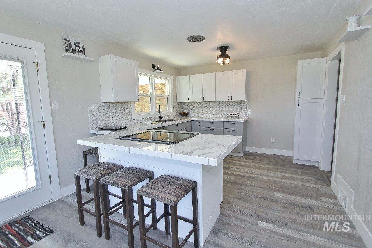520 E Logan, Caldwell, Idaho 83605, 4 Bedrooms, 3 Bathrooms, Residential For Sale, Price $475,000, 98989160