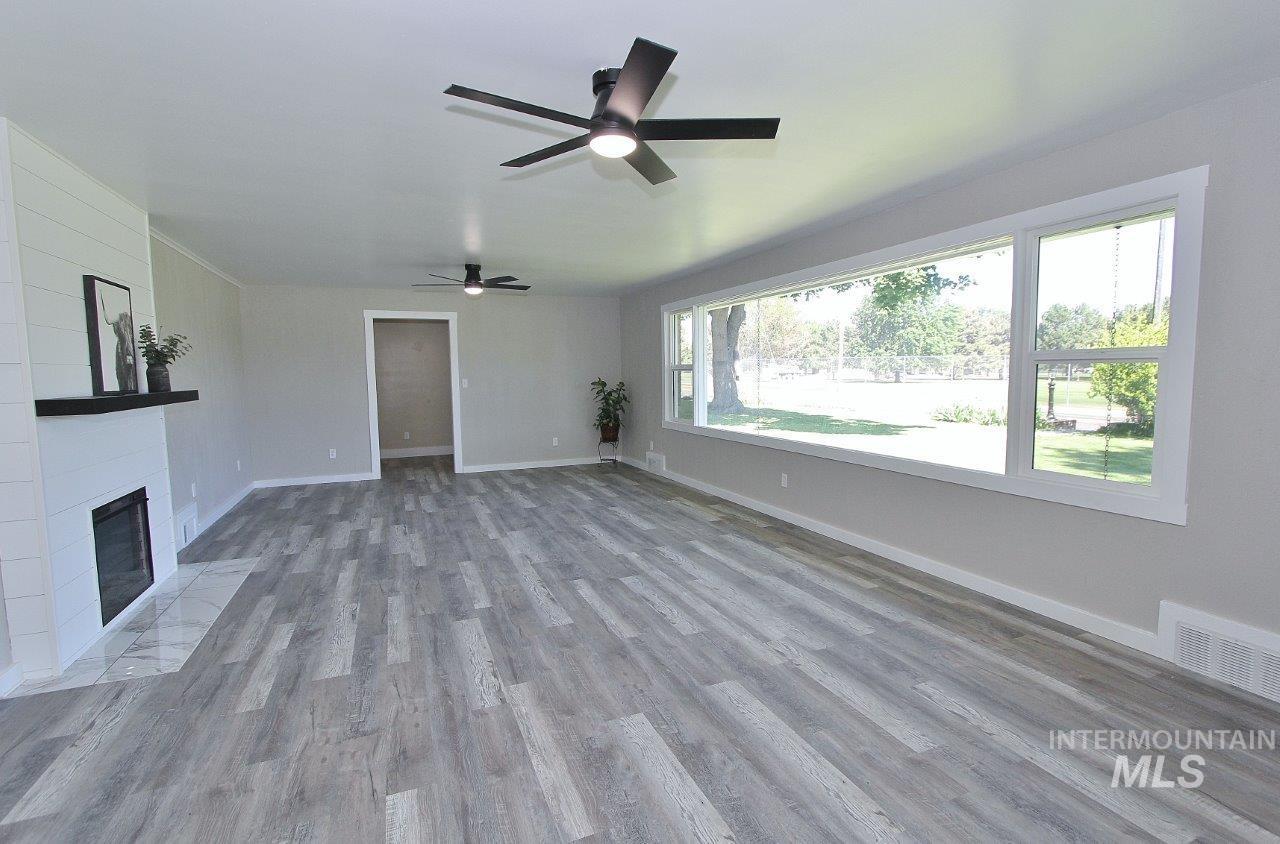 520 E Logan, Caldwell, Idaho 83605, 4 Bedrooms, 3 Bathrooms, Residential For Sale, Price $475,000, 98989160