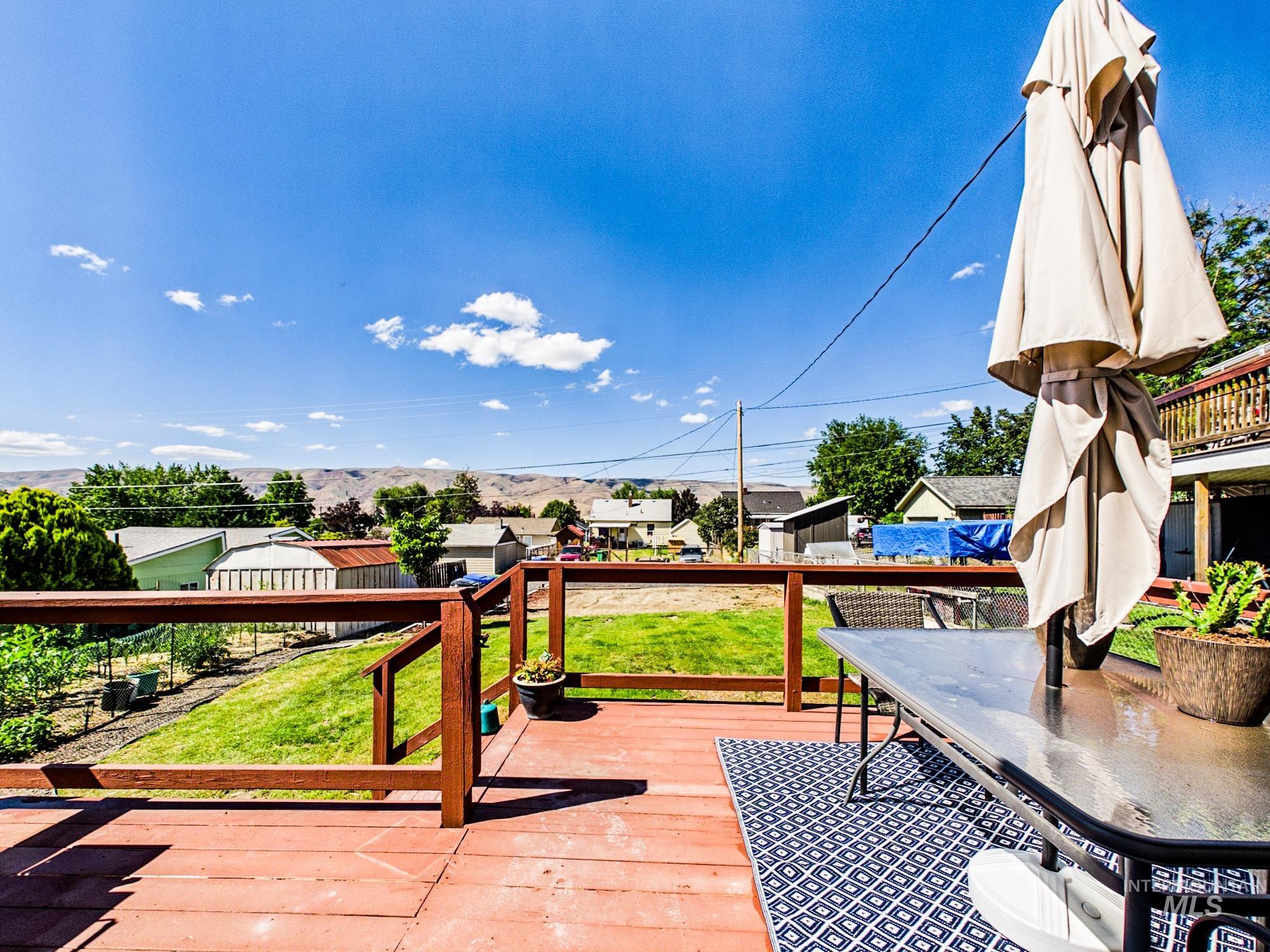 1507 19th Ave, Lewiston, Idaho 83501, 3 Bedrooms, 2 Bathrooms, Residential For Sale, Price $310,000, 98989161
