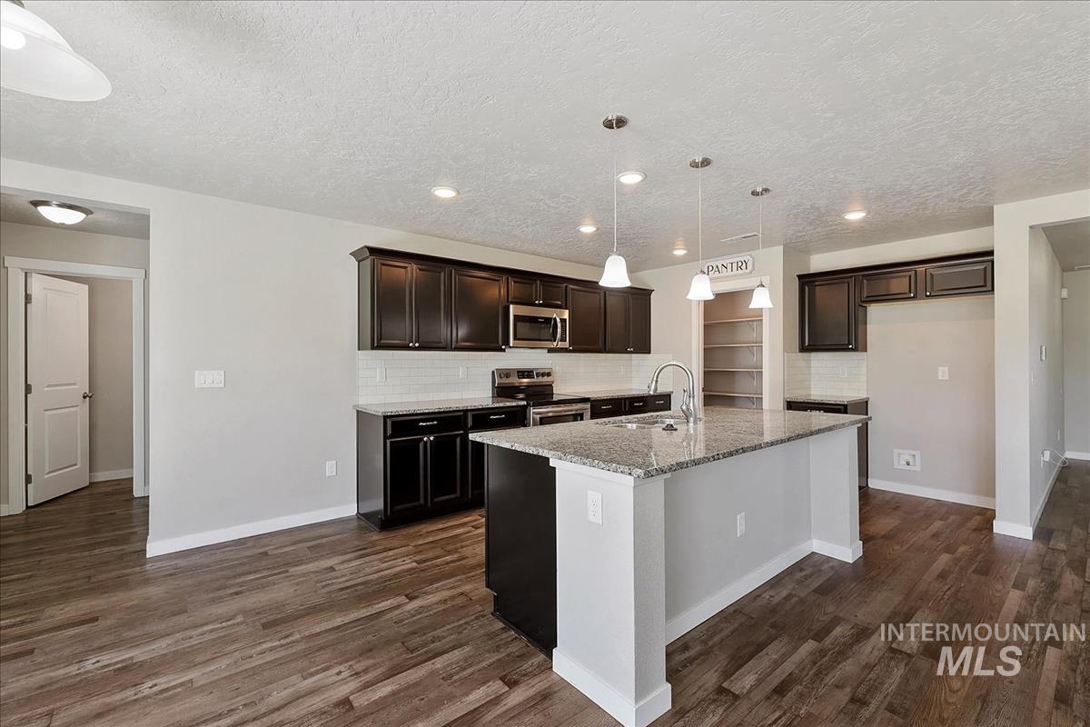 3935 E Hags Head St, Nampa, Idaho 83686, 4 Bedrooms, 2.5 Bathrooms, Residential For Sale, Price $484,900, 98989162