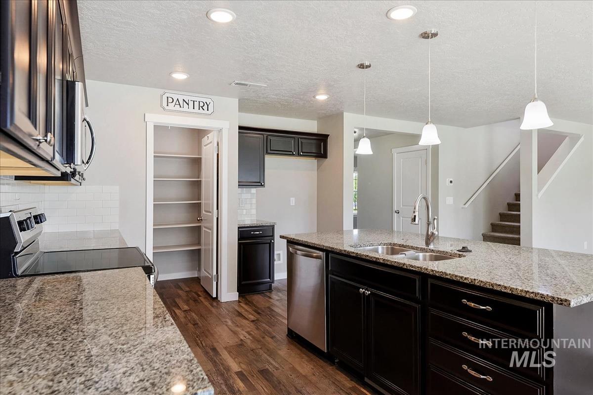 3935 E Hags Head St, Nampa, Idaho 83686, 4 Bedrooms, 2.5 Bathrooms, Residential For Sale, Price $484,900, 98989162