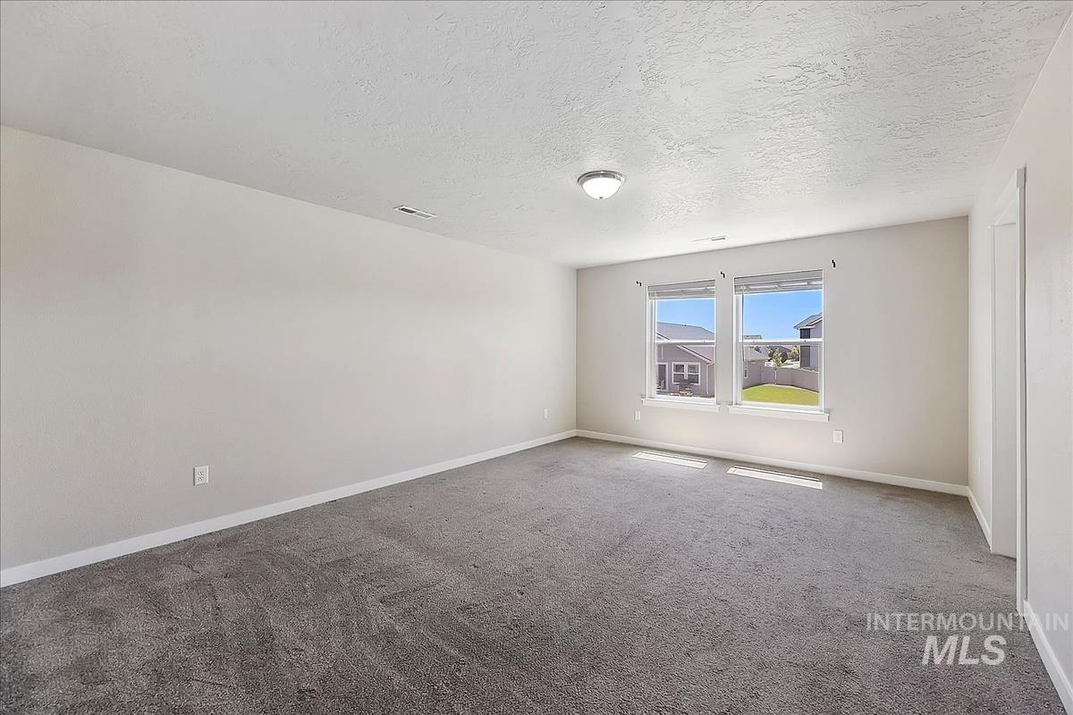 3935 E Hags Head St, Nampa, Idaho 83686, 4 Bedrooms, 2.5 Bathrooms, Residential For Sale, Price $484,900, 98989162