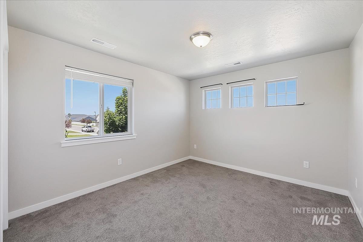 3935 E Hags Head St, Nampa, Idaho 83686, 4 Bedrooms, 2.5 Bathrooms, Residential For Sale, Price $484,900, 98989162