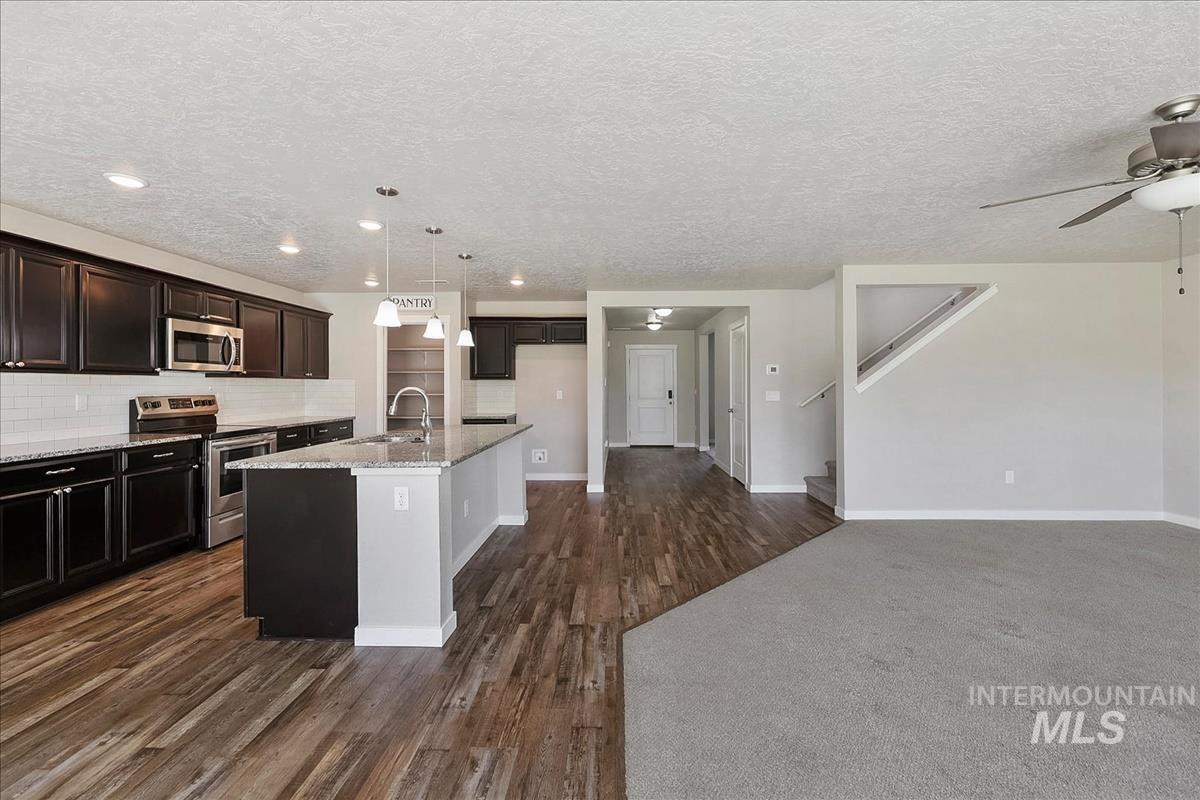 3935 E Hags Head St, Nampa, Idaho 83686, 4 Bedrooms, 2.5 Bathrooms, Residential For Sale, Price $484,900, 98989162
