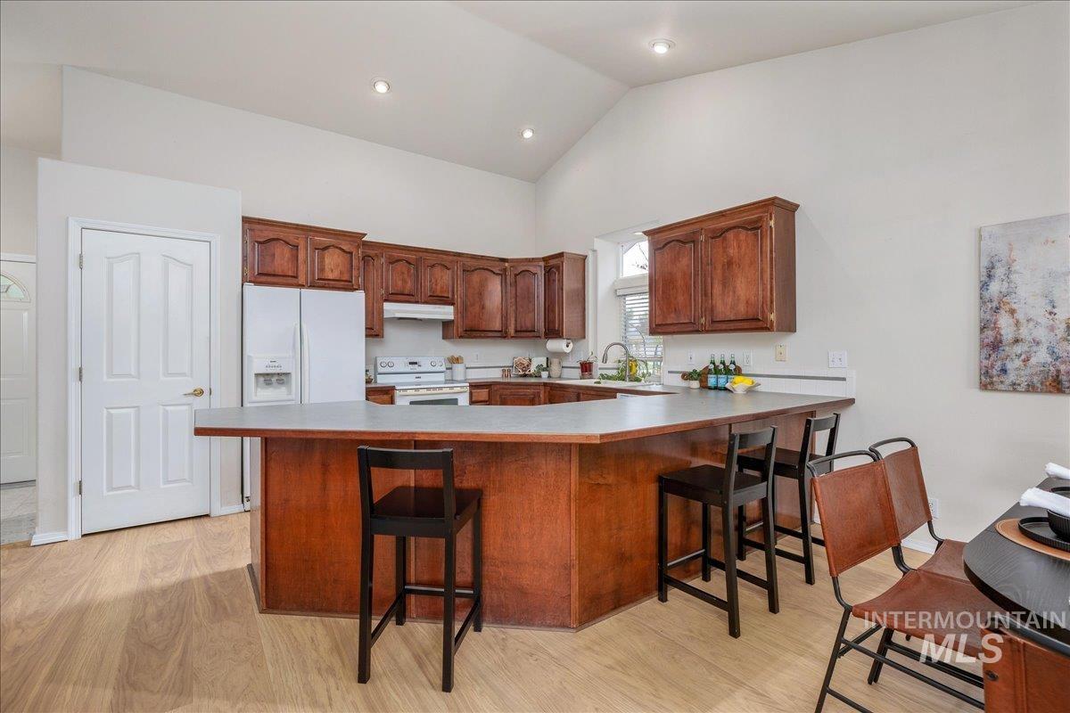 9712 W Irving, Boise, Idaho 83704, 3 Bedrooms, 2 Bathrooms, Residential For Sale, Price $449,900, 98989163