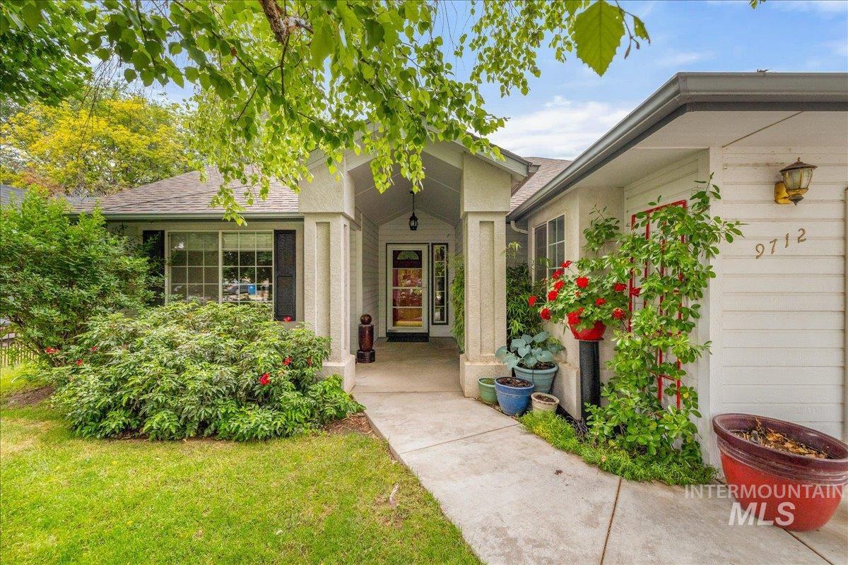 9712 W Irving, Boise, Idaho 83704, 3 Bedrooms, 2 Bathrooms, Residential For Sale, Price $449,900, 98989163