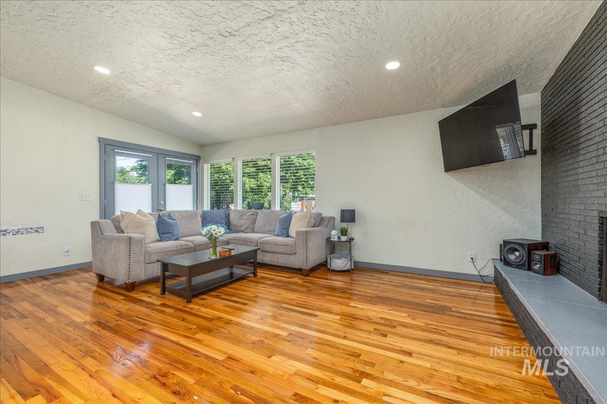 4301 W Camas St, Boise, Idaho 83705, 4 Bedrooms, 2 Bathrooms, Residential For Sale, Price $544,900, 98989164