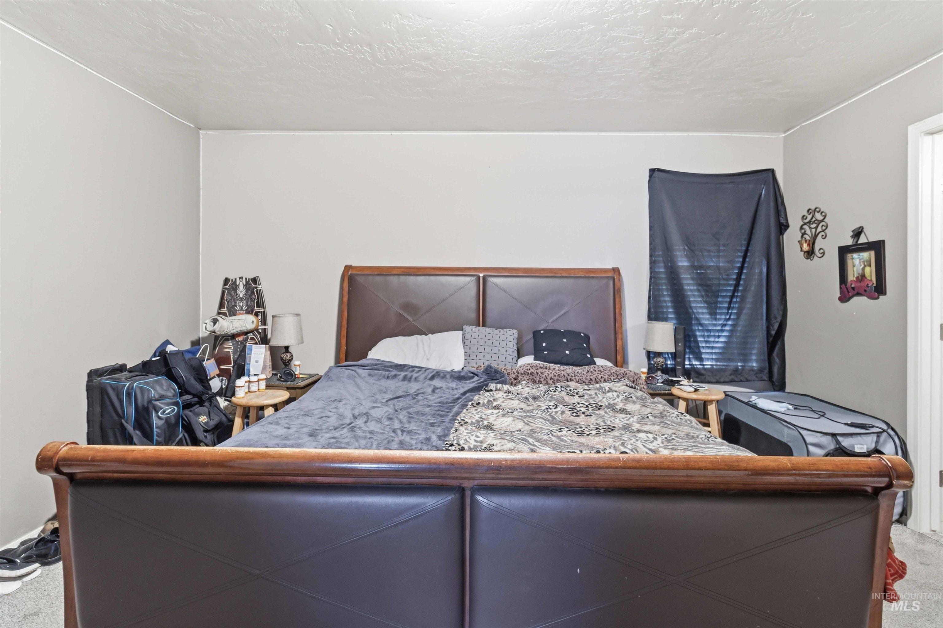 5506 S Pepperview Way, Boise, Idaho 83709, 3 Bedrooms, 2 Bathrooms, Residential For Sale, Price $389,900,MLS 98989165