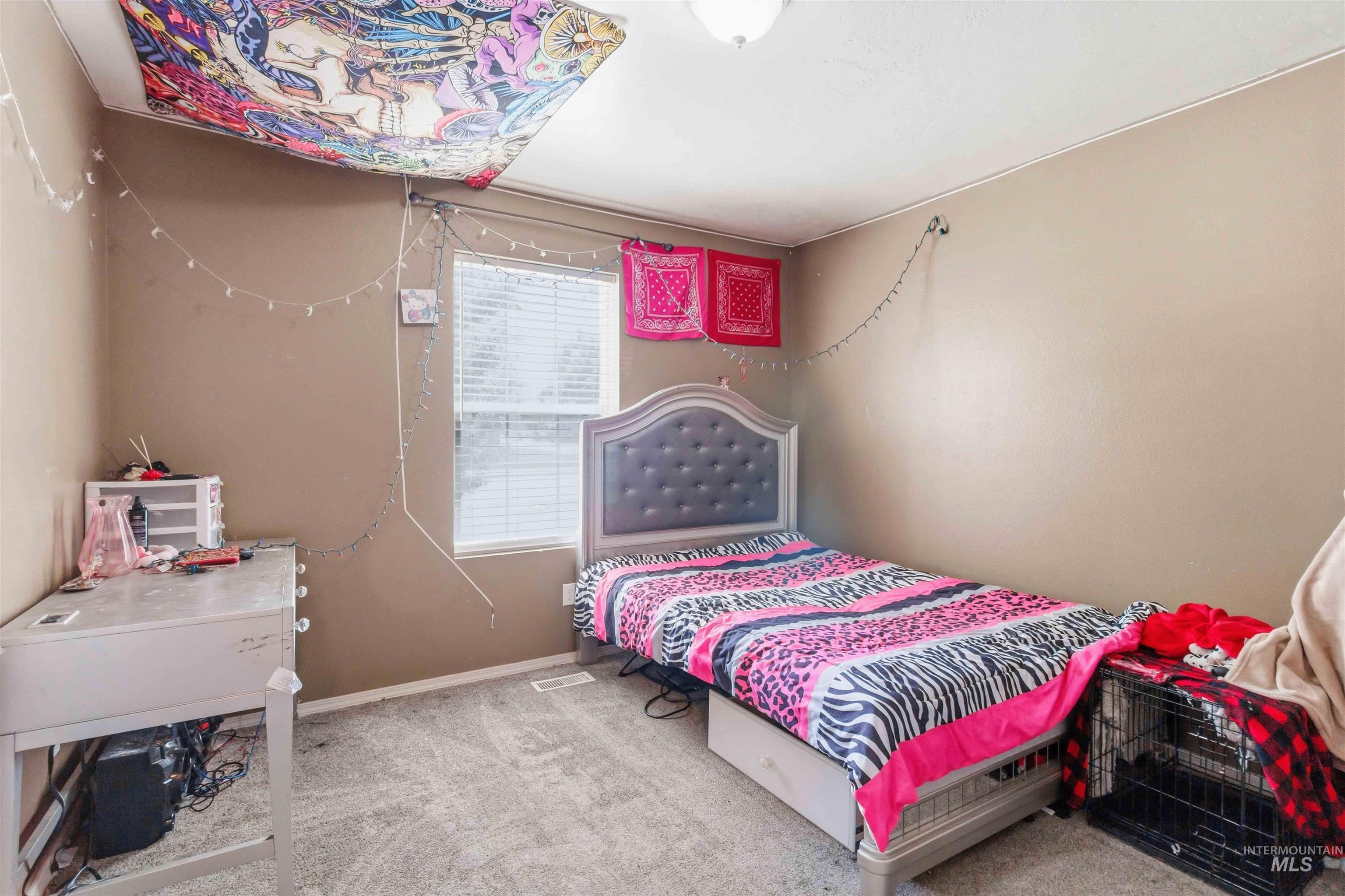 5506 S Pepperview Way, Boise, Idaho 83709, 3 Bedrooms, 2 Bathrooms, Residential For Sale, Price $389,900,MLS 98989165