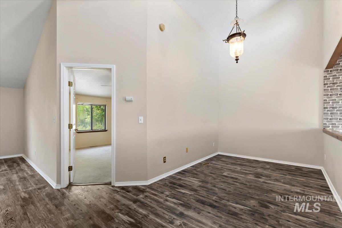 3185 E Springwood Dr, Meridian, Idaho 83642, 3 Bedrooms, 2 Bathrooms, Residential For Sale, Price $449,900, 98989169