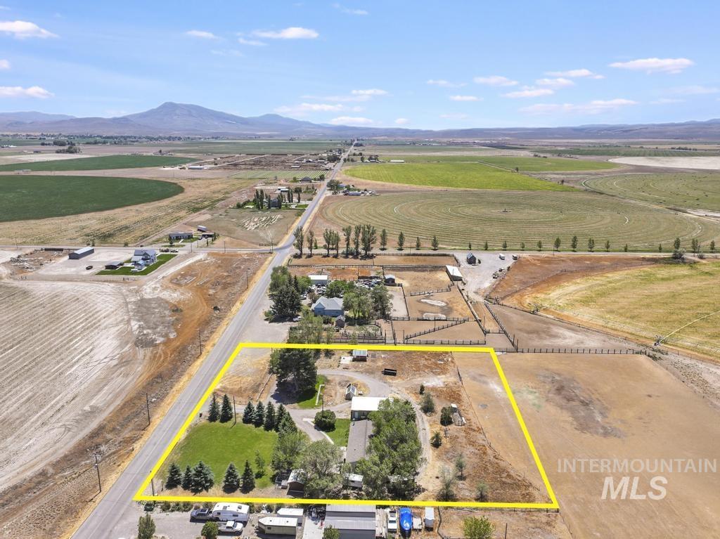 1686 S 600 W, Oakley, Idaho 83346, 3 Bedrooms, 2 Bathrooms, Residential For Sale, Price $360,000, 98989171