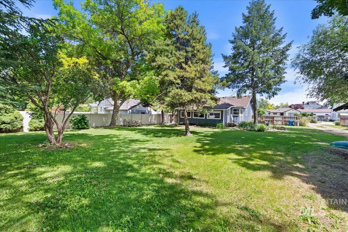 1403 11th Ave S, Nampa, Idaho 83651, 2 Bedrooms, 1 Bathroom, Residential For Sale, Price $340,000, 98989172