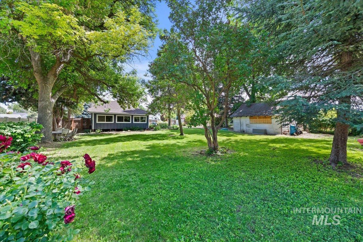 1403 11th Ave S, Nampa, Idaho 83651, 2 Bedrooms, 1 Bathroom, Residential For Sale, Price $340,000, 98989172