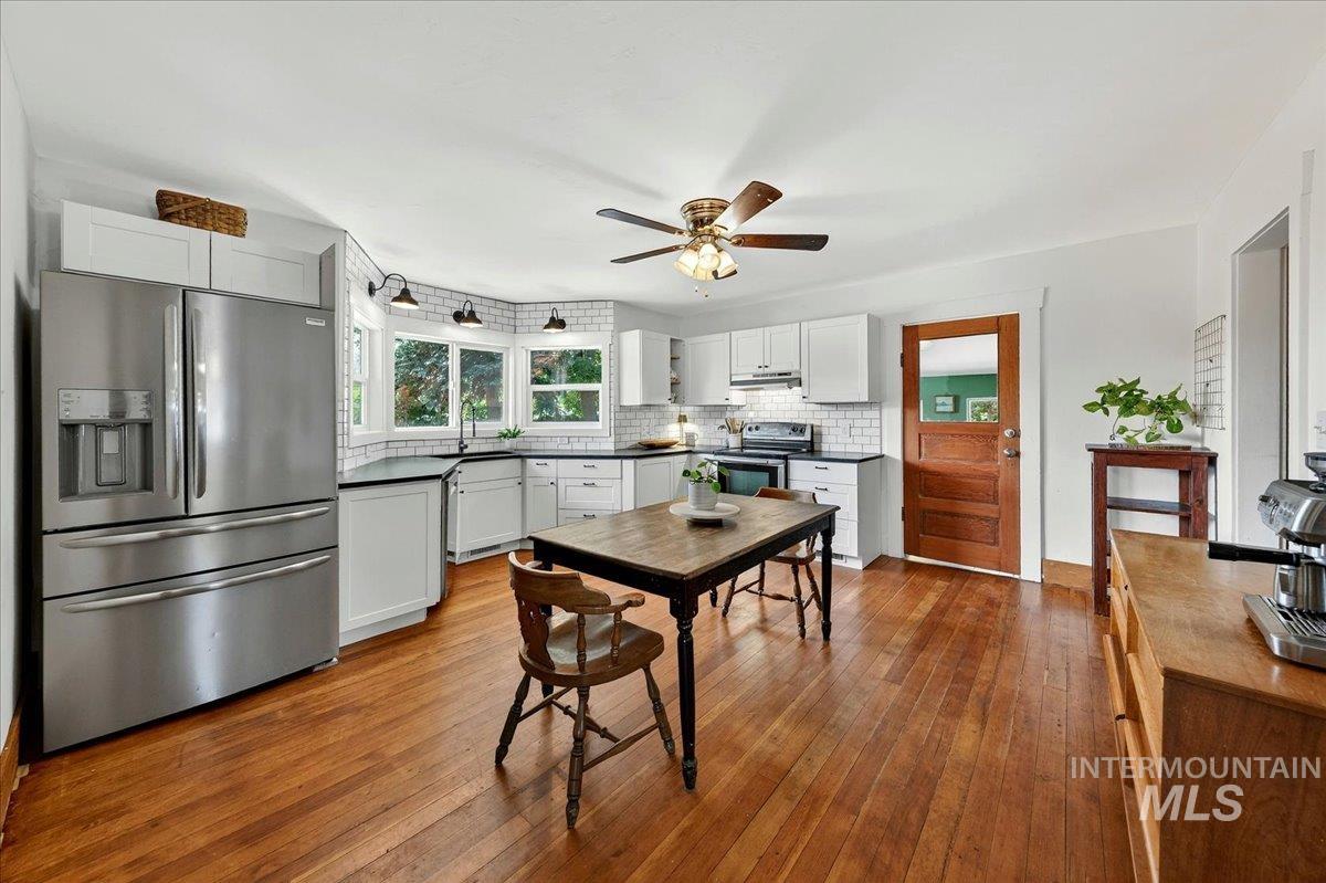 1403 11th Ave S, Nampa, Idaho 83651, 2 Bedrooms, 1 Bathroom, Residential For Sale, Price $340,000, 98989172