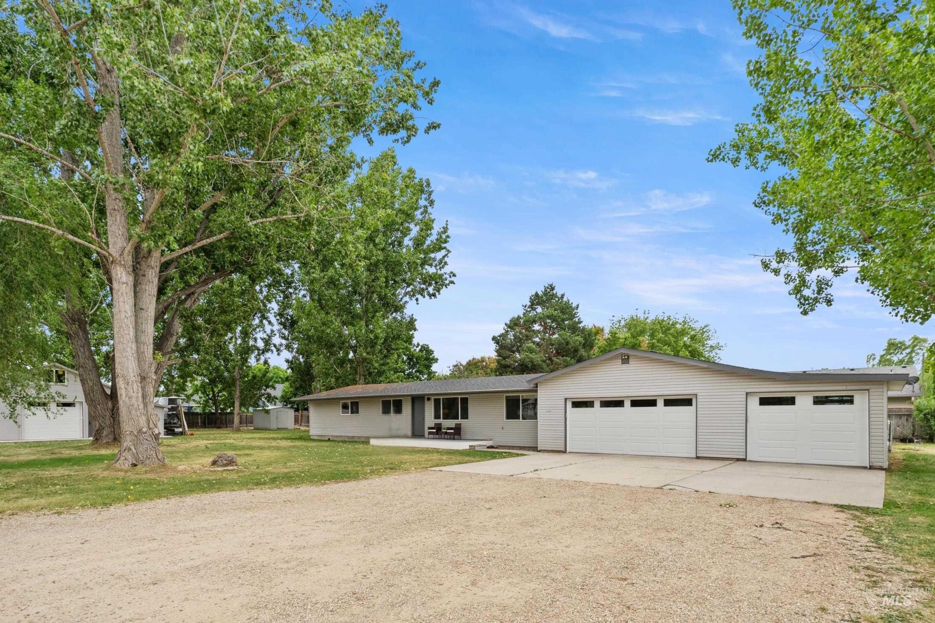 1114 N. Dawn Dr., Boise, Idaho 83713, 3 Bedrooms, 2 Bathrooms, Residential For Sale, Price $670,000, 98989173