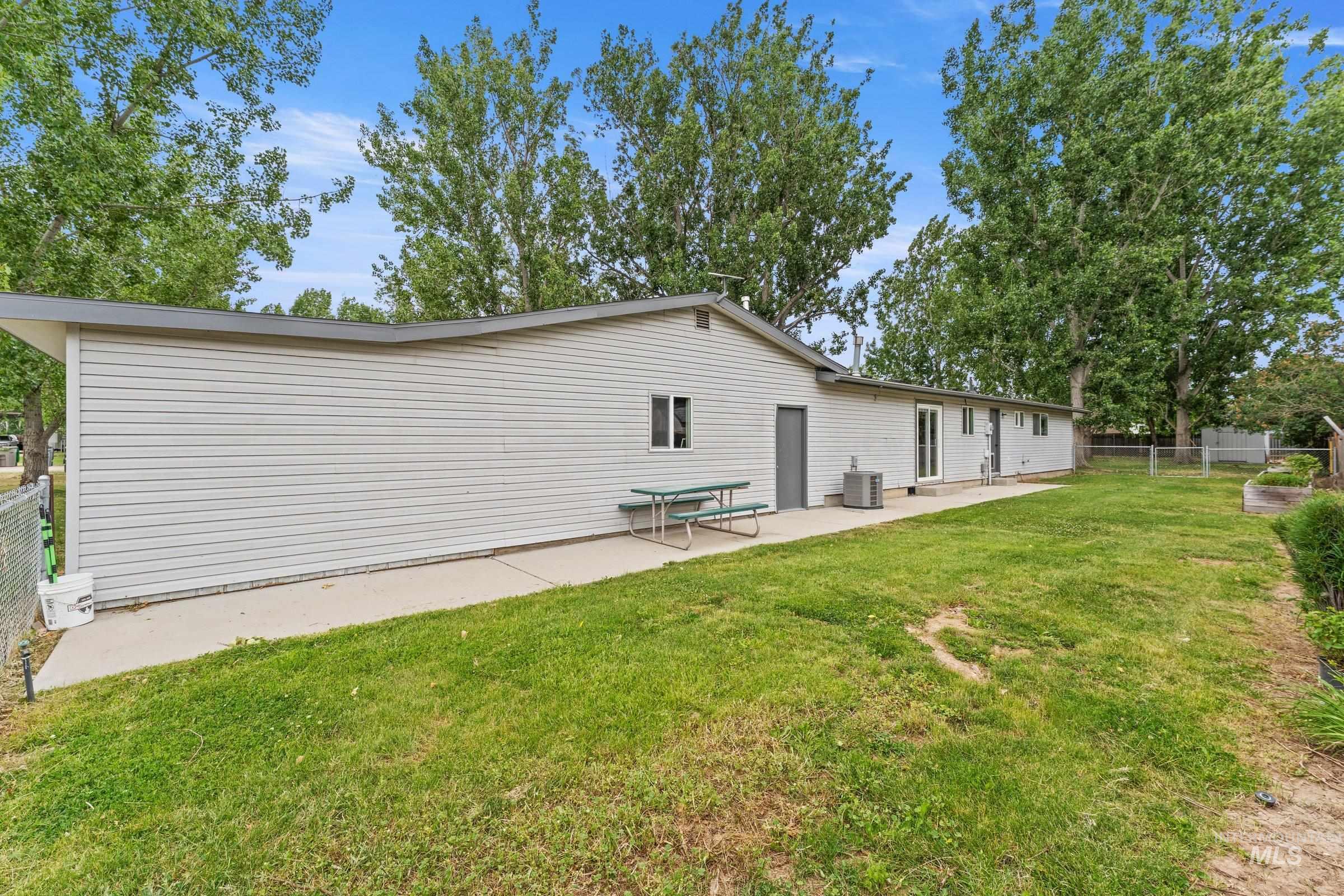 1114 N. Dawn Dr., Boise, Idaho 83713, 3 Bedrooms, 2 Bathrooms, Residential For Sale, Price $670,000, 98989173