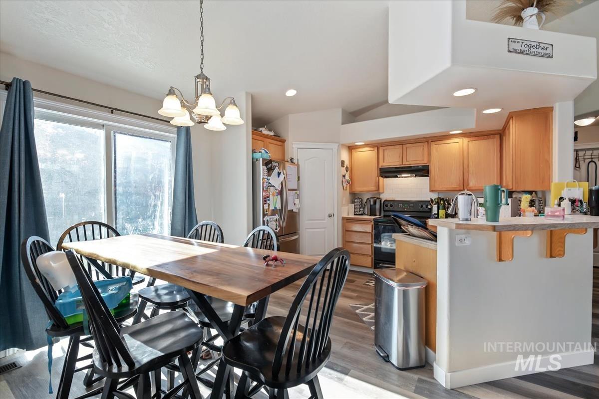18179 Calico Ave, Nampa, Idaho 83687, 4 Bedrooms, 2 Bathrooms, Residential For Sale, Price $379,900, 98989174