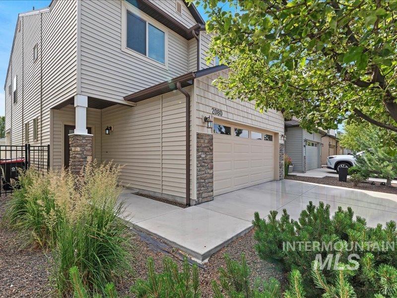 2080 S Hills, Meridian, Idaho 83642, 4 Bedrooms, 2.5 Bathrooms, Residential For Sale, Price $499,999, 98989175