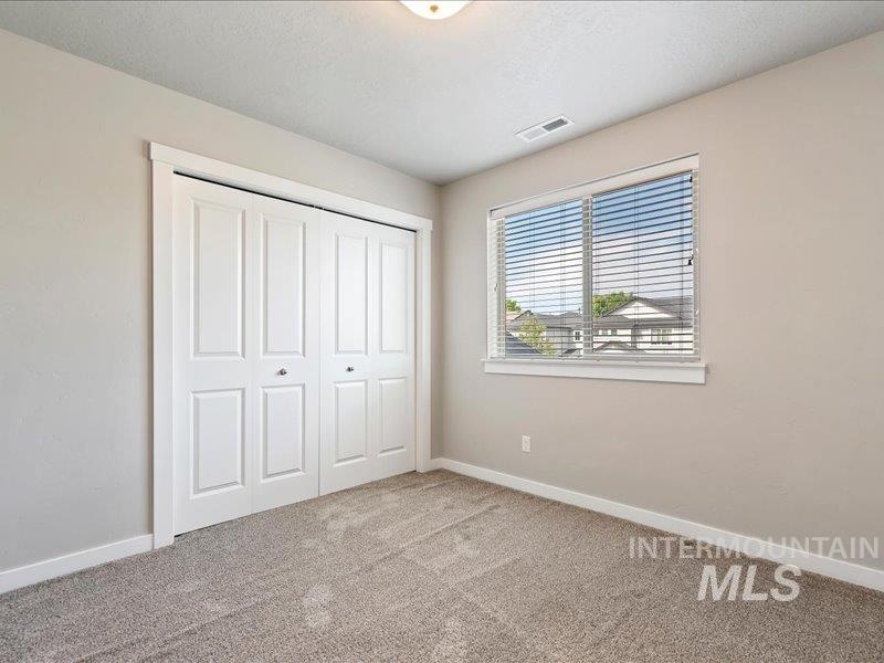 2080 S Hills, Meridian, Idaho 83642, 4 Bedrooms, 2.5 Bathrooms, Residential For Sale, Price $499,999, 98989175