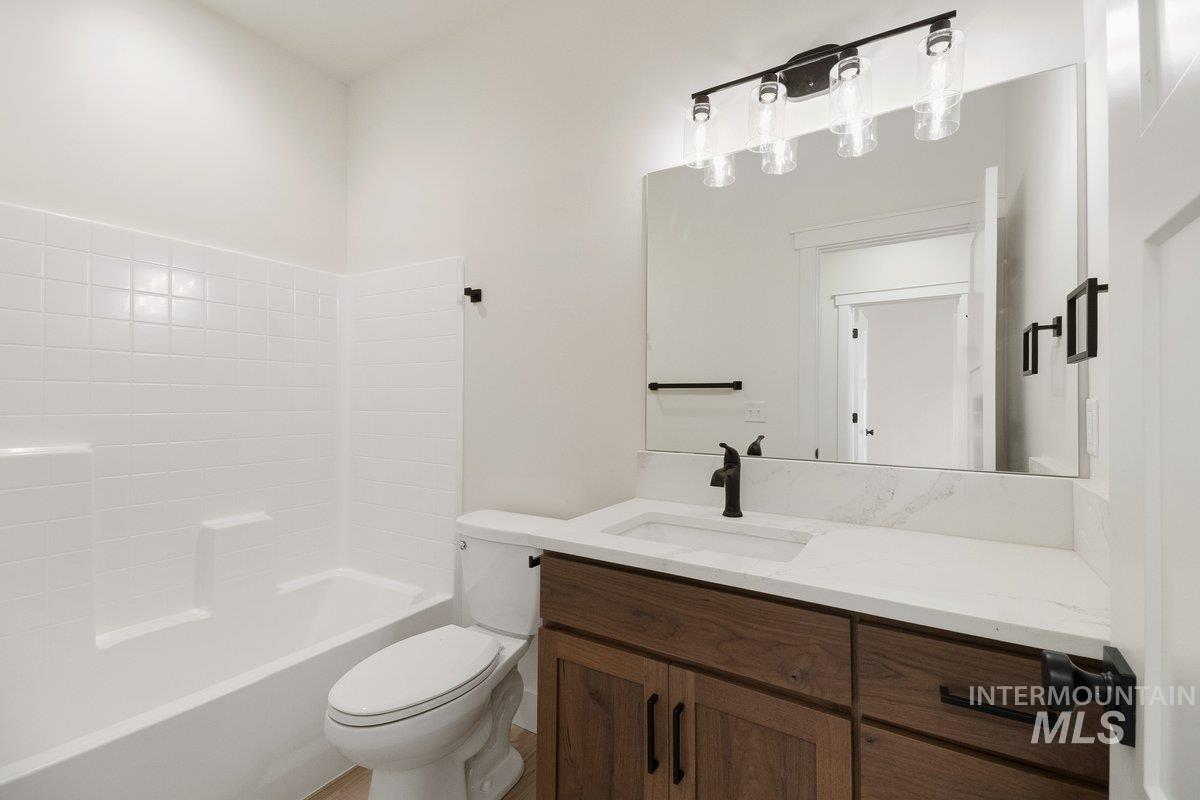 2010 Trae Street, Jerome, Idaho 83338, 3 Bedrooms, 2 Bathrooms, Residential For Sale, Price $384,000,MLS 98989177