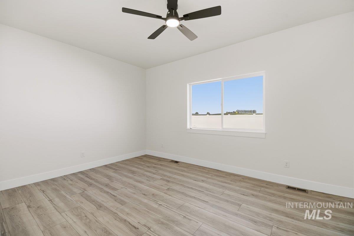 2010 Trae Street, Jerome, Idaho 83338, 3 Bedrooms, 2 Bathrooms, Residential For Sale, Price $389,000,MLS 98989177