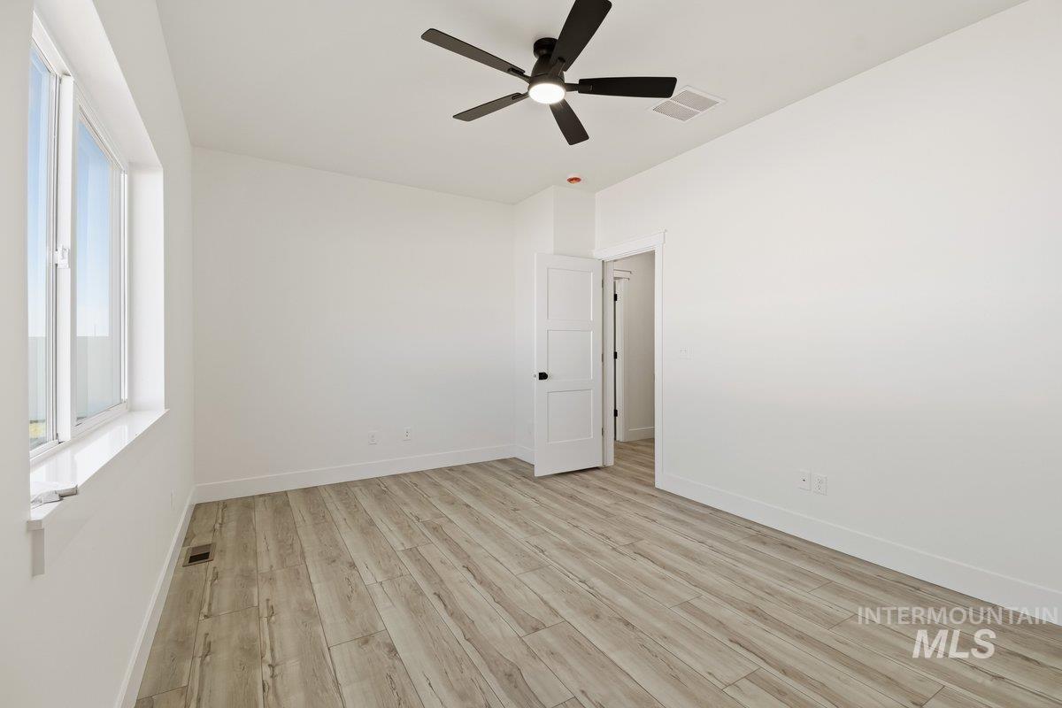 2010 Trae Street, Jerome, Idaho 83338, 3 Bedrooms, 2 Bathrooms, Residential For Sale, Price $389,000,MLS 98989177