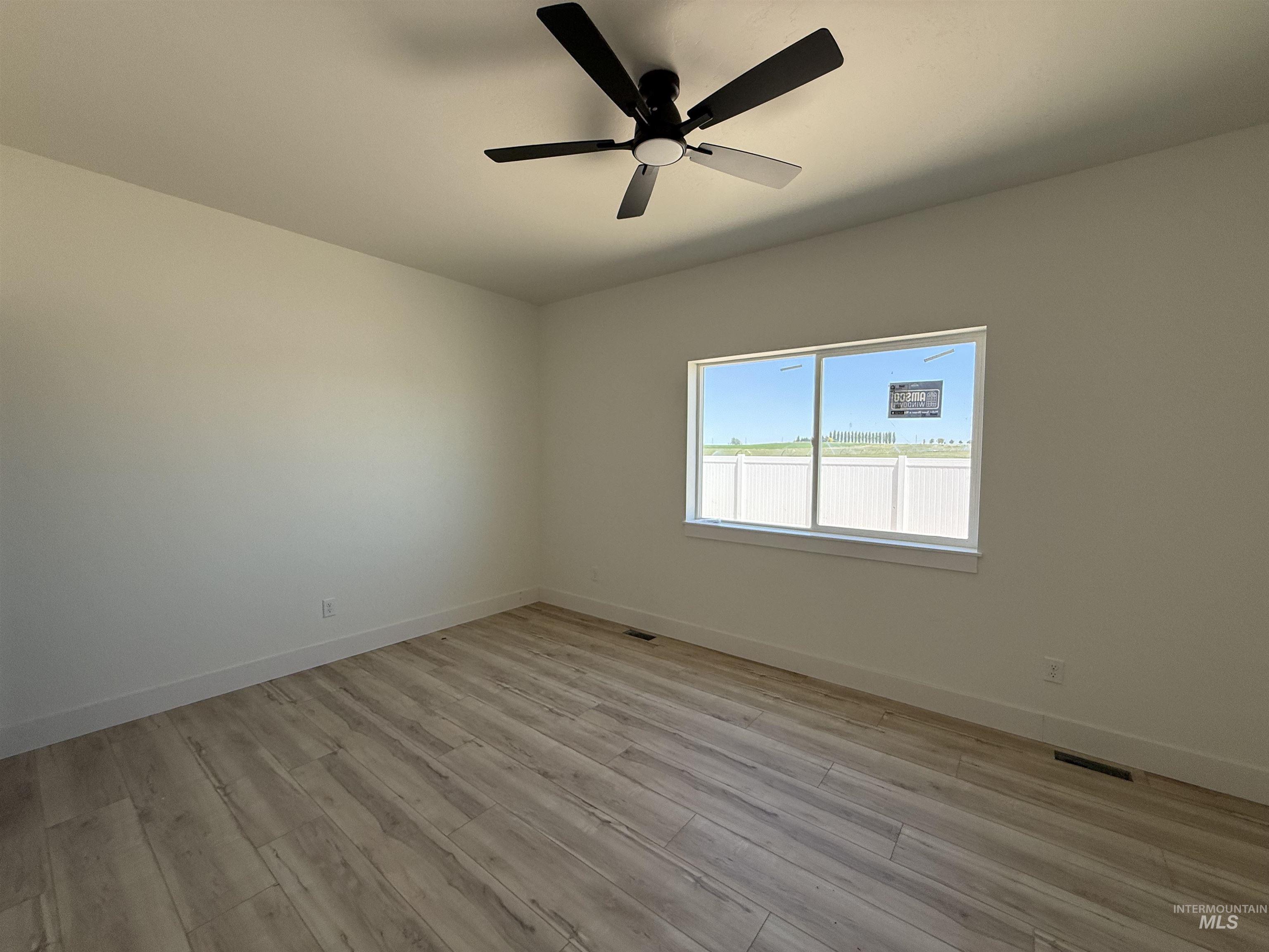 2010 Trae Street, Jerome, Idaho 83338, 3 Bedrooms, 2 Bathrooms, Residential For Sale, Price $389,000, 98989177