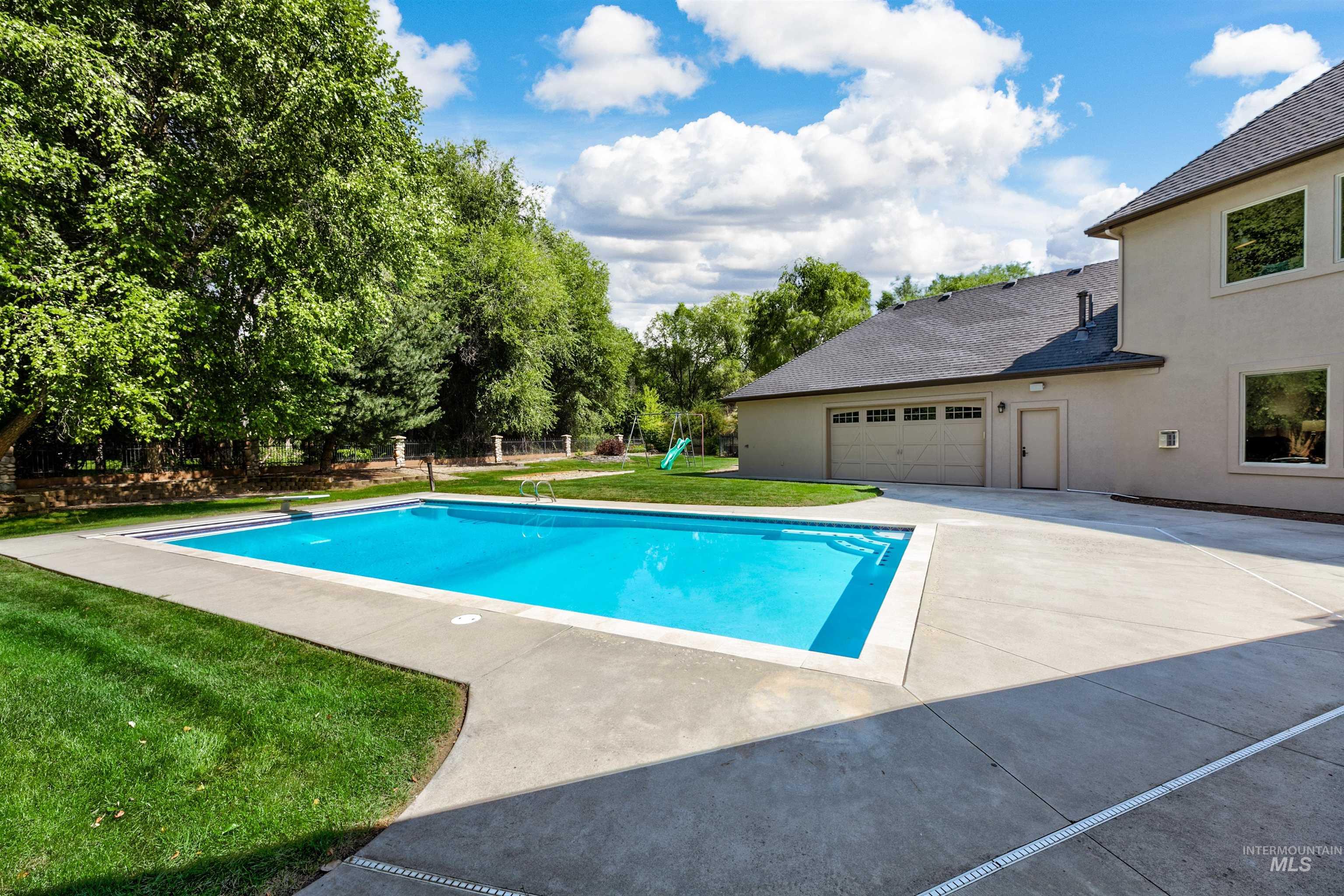 1450 E Covey Run Ct, Eagle, Idaho 83616, 5 Bedrooms, 6 Bathrooms, Residential For Sale, Price $1,985,000,MLS 98989178