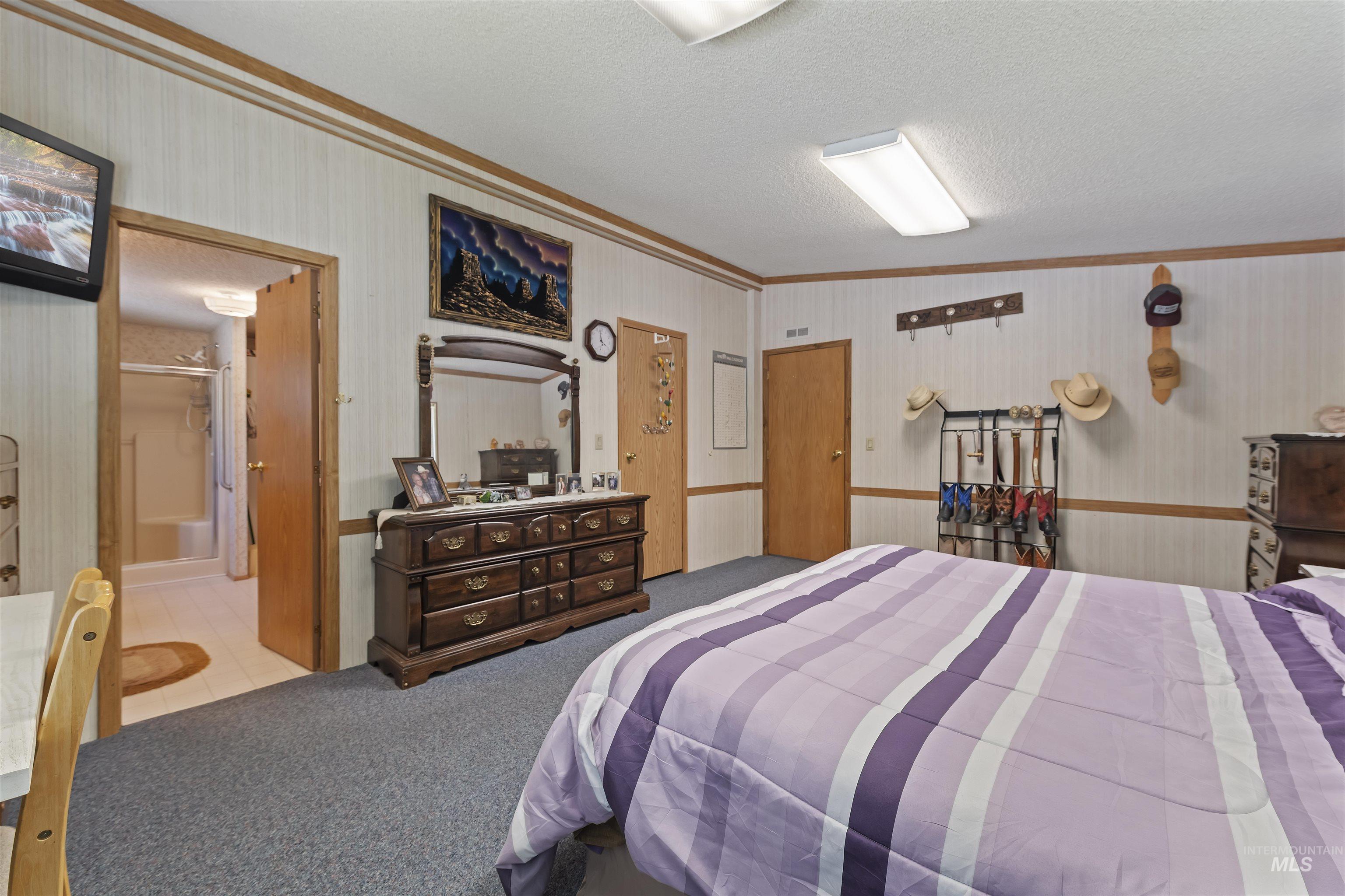 8950 W Edgeview Ln, Eagle, Idaho 83616-1424, 4 Bedrooms, 2 Bathrooms, Residential For Sale, Price $799,900,MLS 98989179