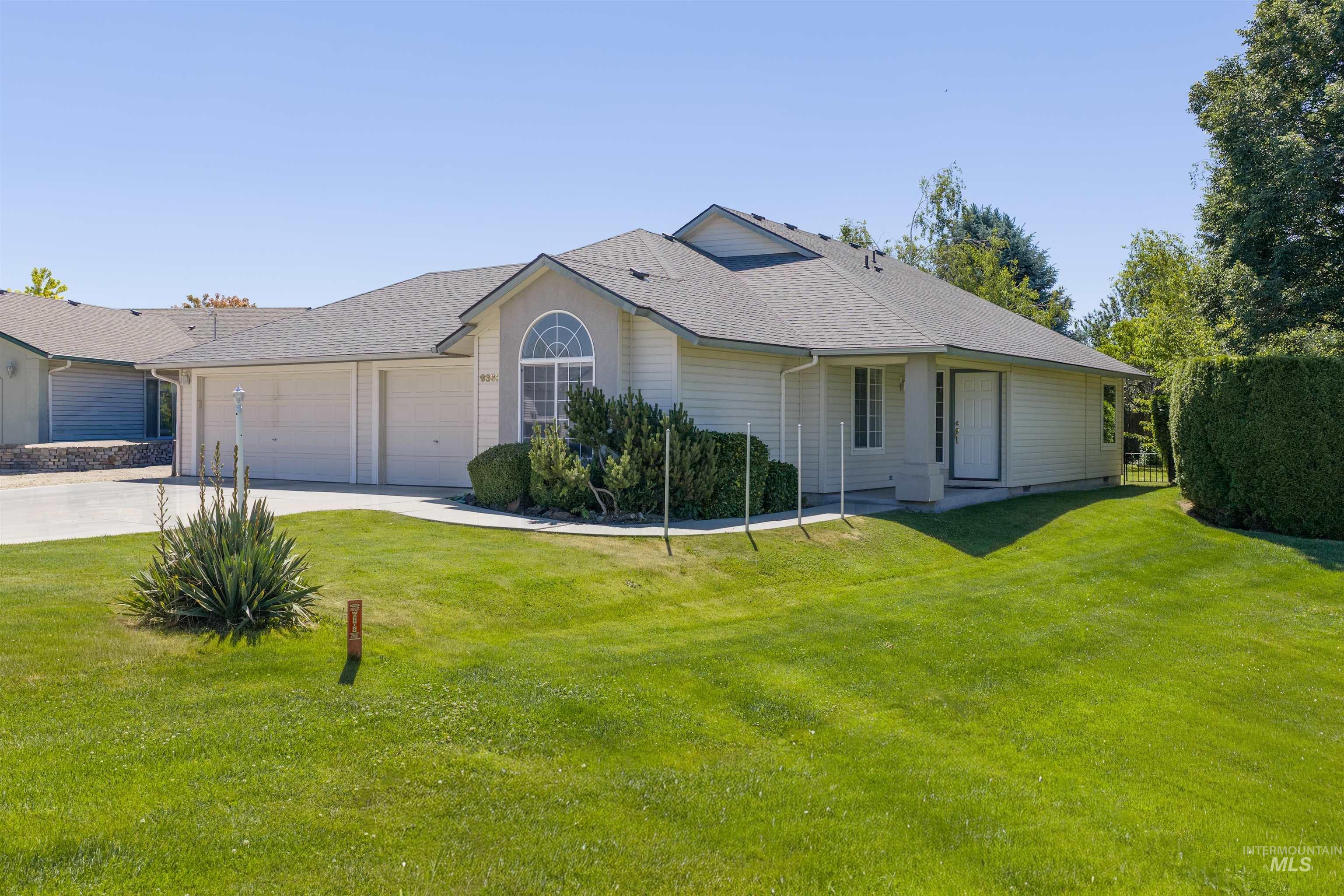 9363 W Surf St, Boise, Idaho 83709, 3 Bedrooms, 2 Bathrooms, Residential For Sale, Price $459,900,MLS 98989180