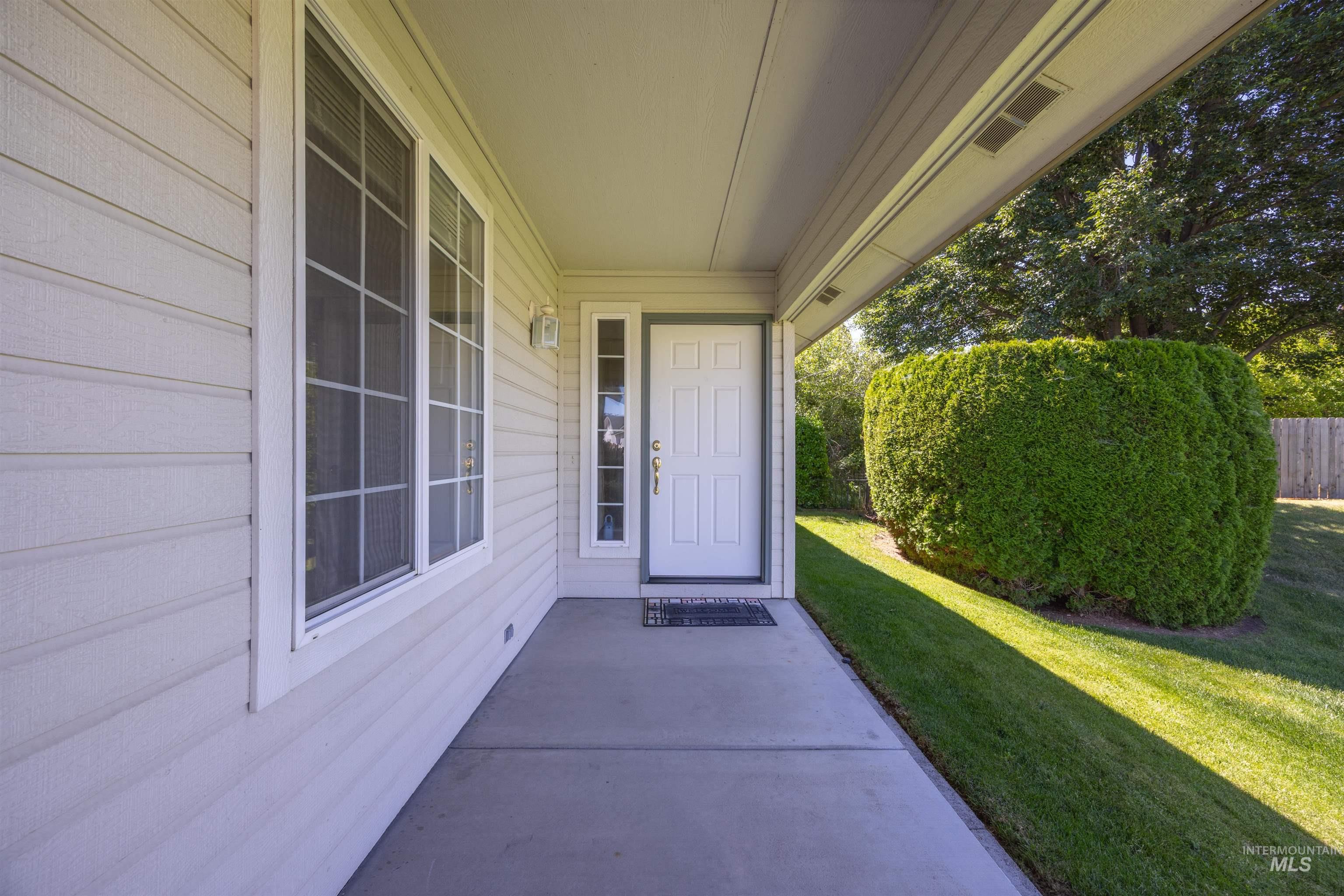 9363 W Surf St, Boise, Idaho 83709, 3 Bedrooms, 2 Bathrooms, Residential For Sale, Price $459,900,MLS 98989180
