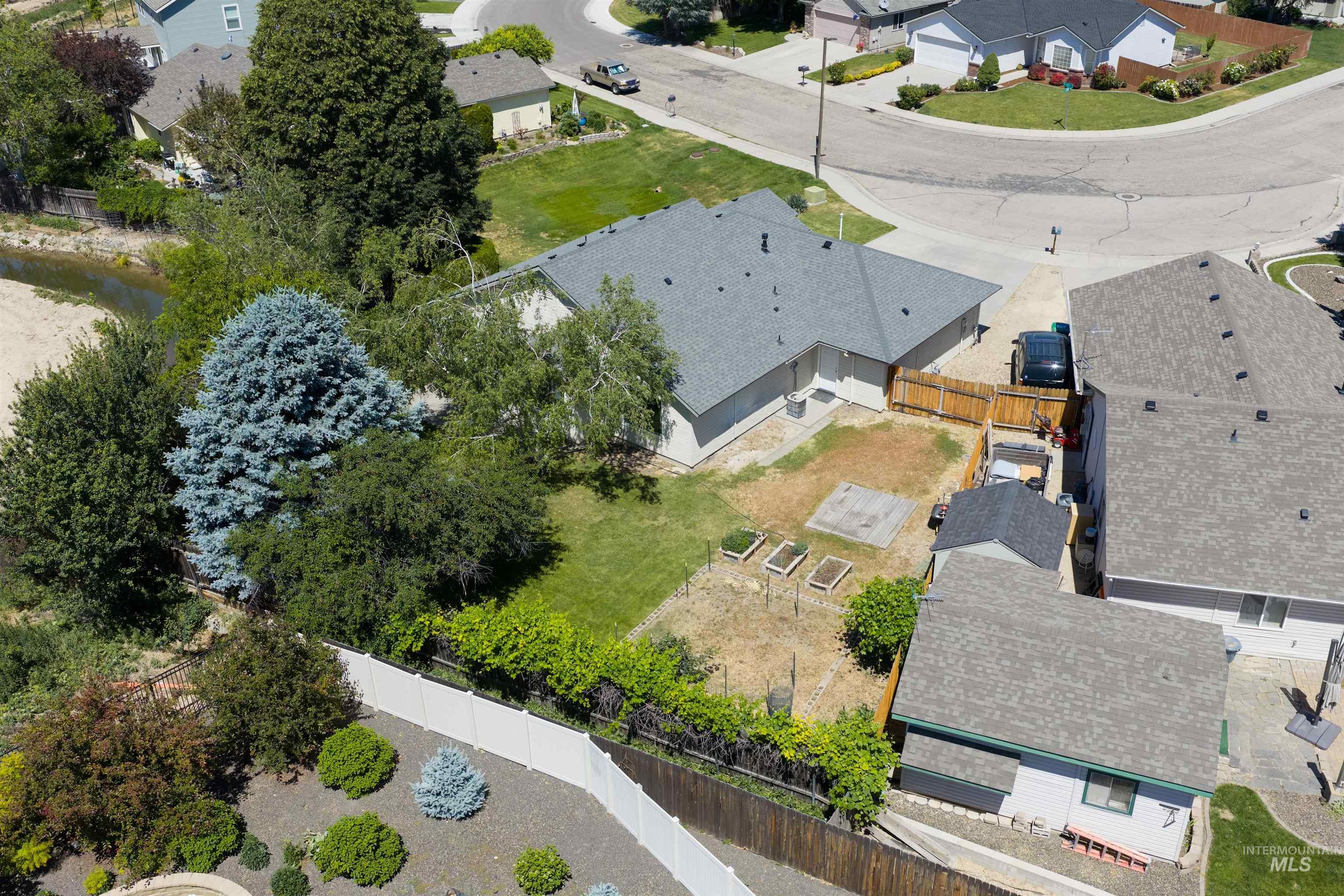 9363 W Surf St, Boise, Idaho 83709, 3 Bedrooms, 2 Bathrooms, Residential For Sale, Price $459,900,MLS 98989180