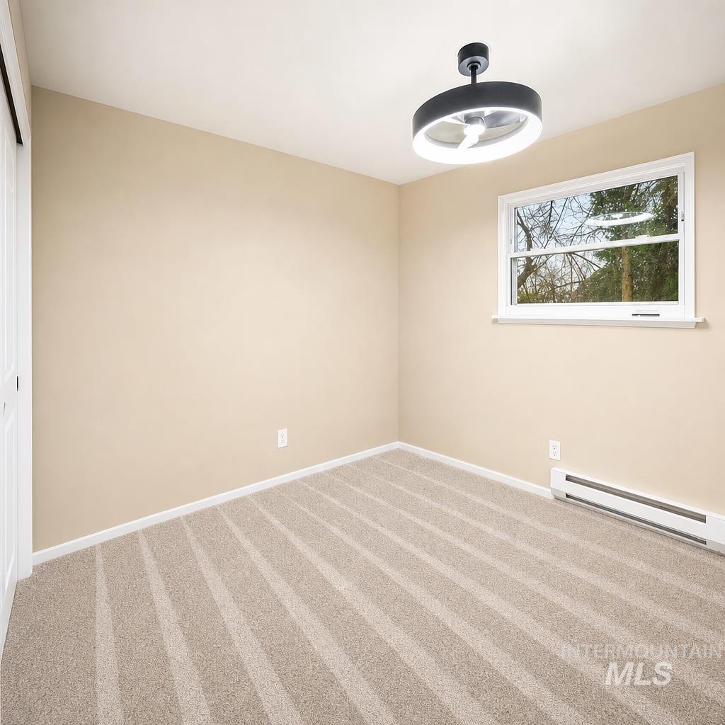 910 Harmon Way, Middleton, Idaho 83644, 3 Bedrooms, 1 Bathroom, Residential For Sale, Price $342,500,MLS 98989181
