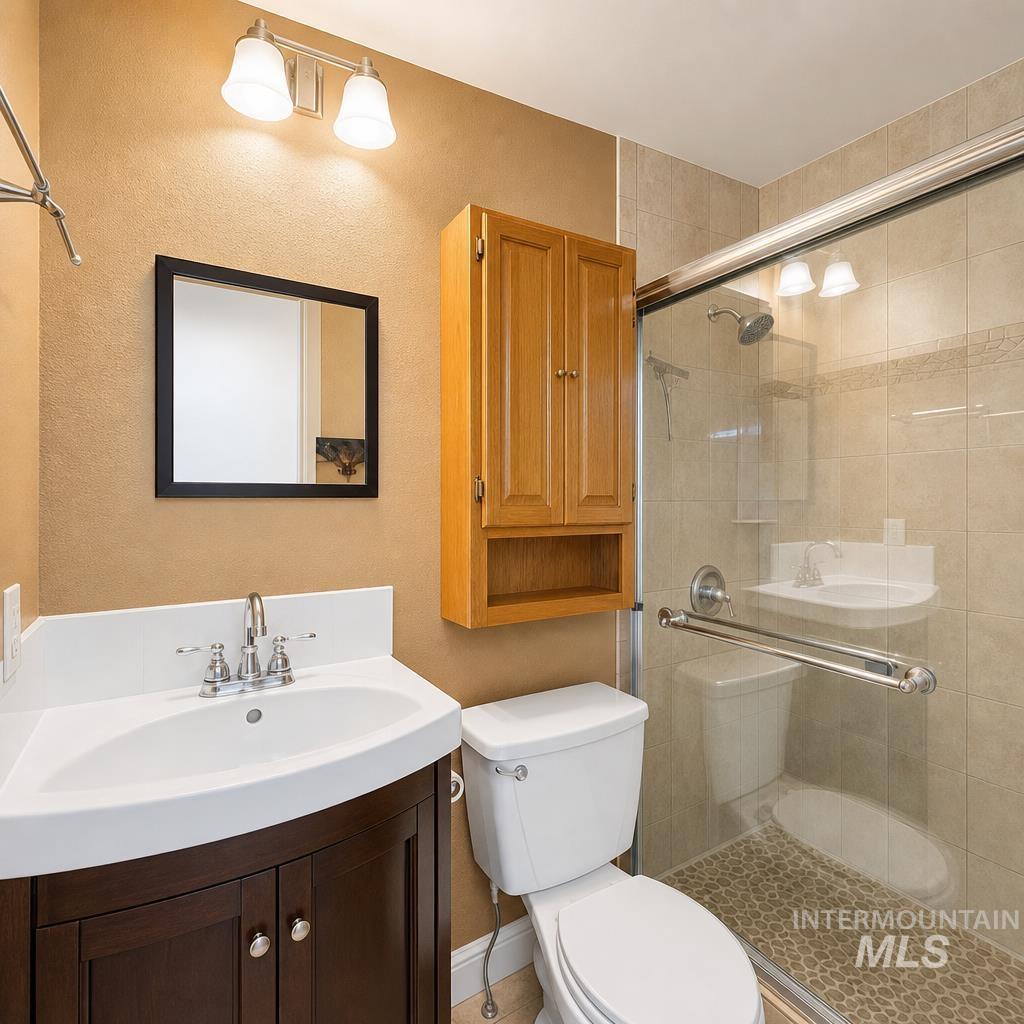 910 Harmon Way, Middleton, Idaho 83644, 3 Bedrooms, 1 Bathroom, Residential For Sale, Price $342,500,MLS 98989181