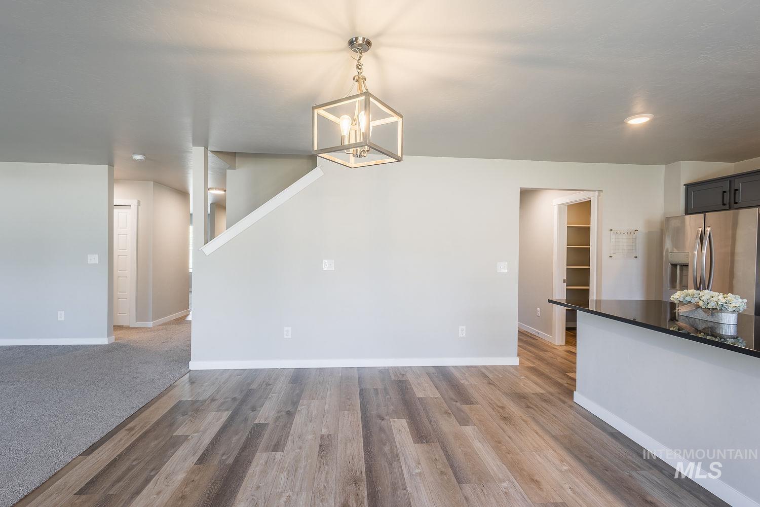 5048 W Lesina St, Meridian, Idaho 83646, 4 Bedrooms, 2.5 Bathrooms, Residential For Sale, Price $549,000,MLS 98989191