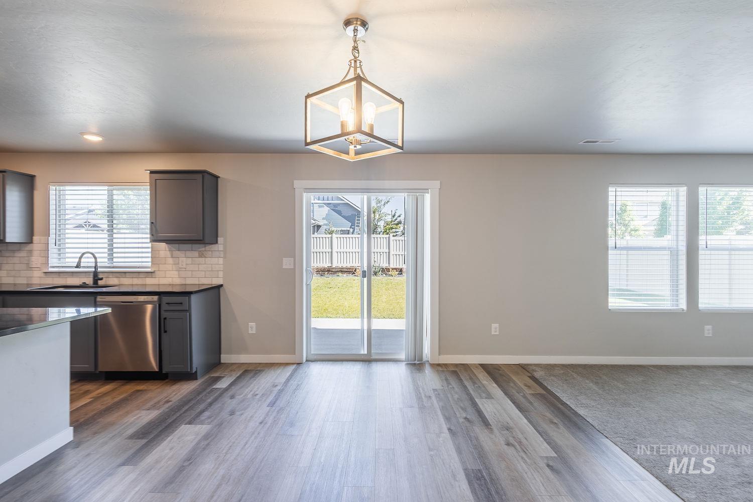 5048 W Lesina St, Meridian, Idaho 83646, 4 Bedrooms, 2.5 Bathrooms, Residential For Sale, Price $549,000,MLS 98989191