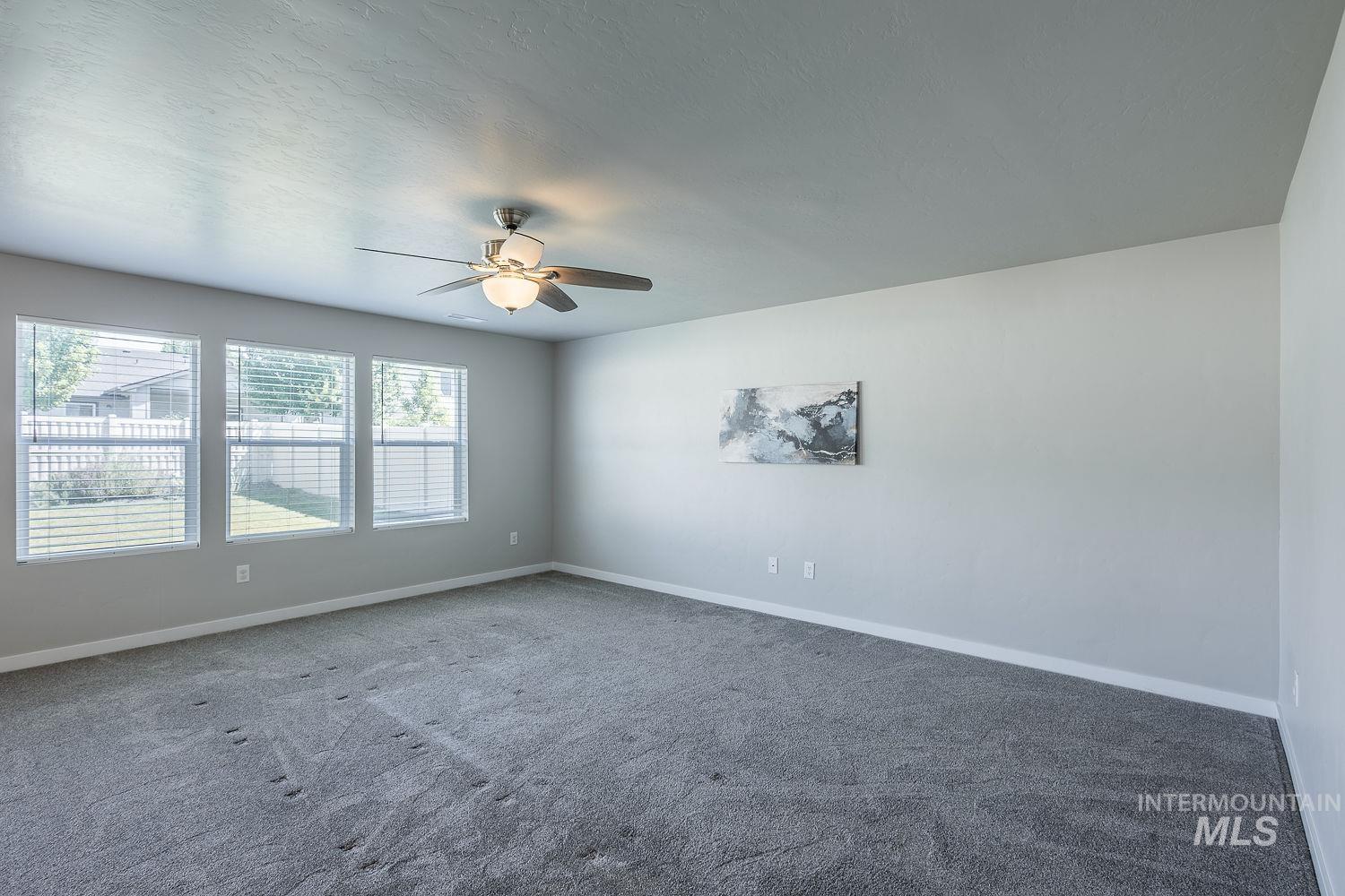 5048 W Lesina St, Meridian, Idaho 83646, 4 Bedrooms, 2.5 Bathrooms, Residential For Sale, Price $549,000,MLS 98989191