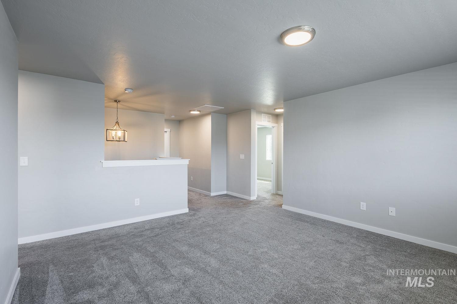 5048 W Lesina St, Meridian, Idaho 83646, 4 Bedrooms, 2.5 Bathrooms, Residential For Sale, Price $549,000,MLS 98989191