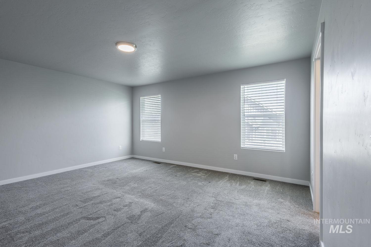 5048 W Lesina St, Meridian, Idaho 83646, 4 Bedrooms, 2.5 Bathrooms, Residential For Sale, Price $549,000,MLS 98989191
