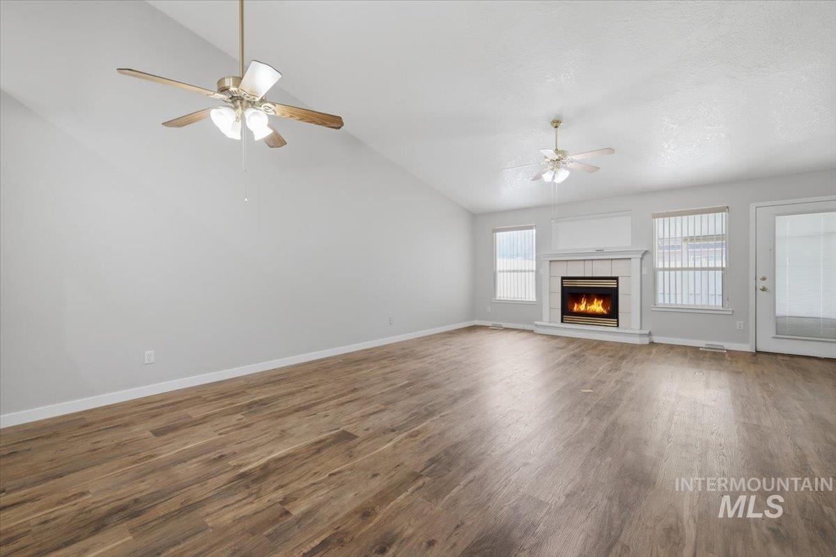 505 N Grove Way, Nampa, Idaho 83651, 3 Bedrooms, 2 Bathrooms, Residential For Sale, Price $330,000,MLS 98989206