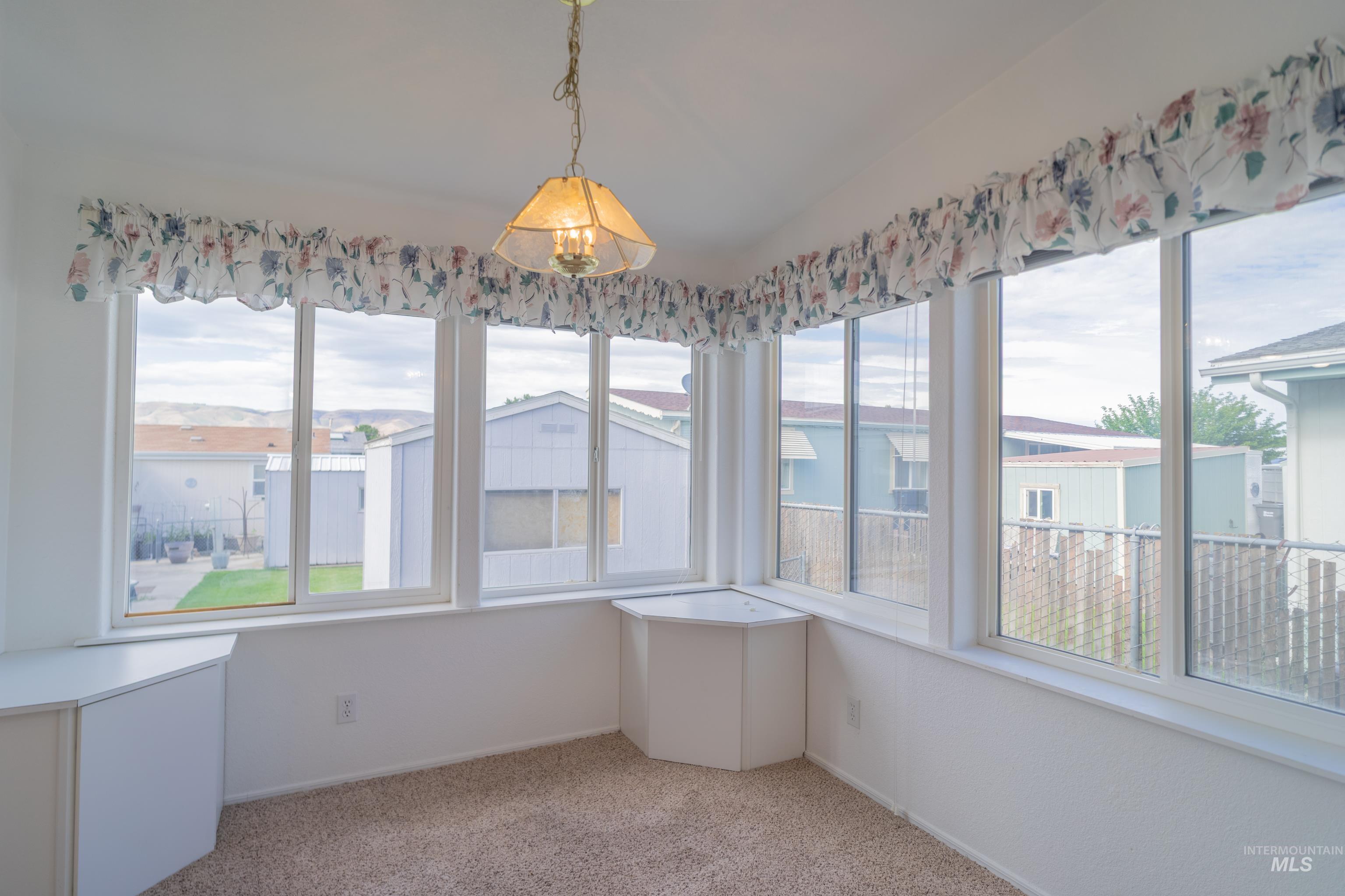2115 6th ave., Clarkston, Washington 99403-1567, 3 Bedrooms, 2 Bathrooms, Residential For Sale, Price $155,000,MLS 98989207