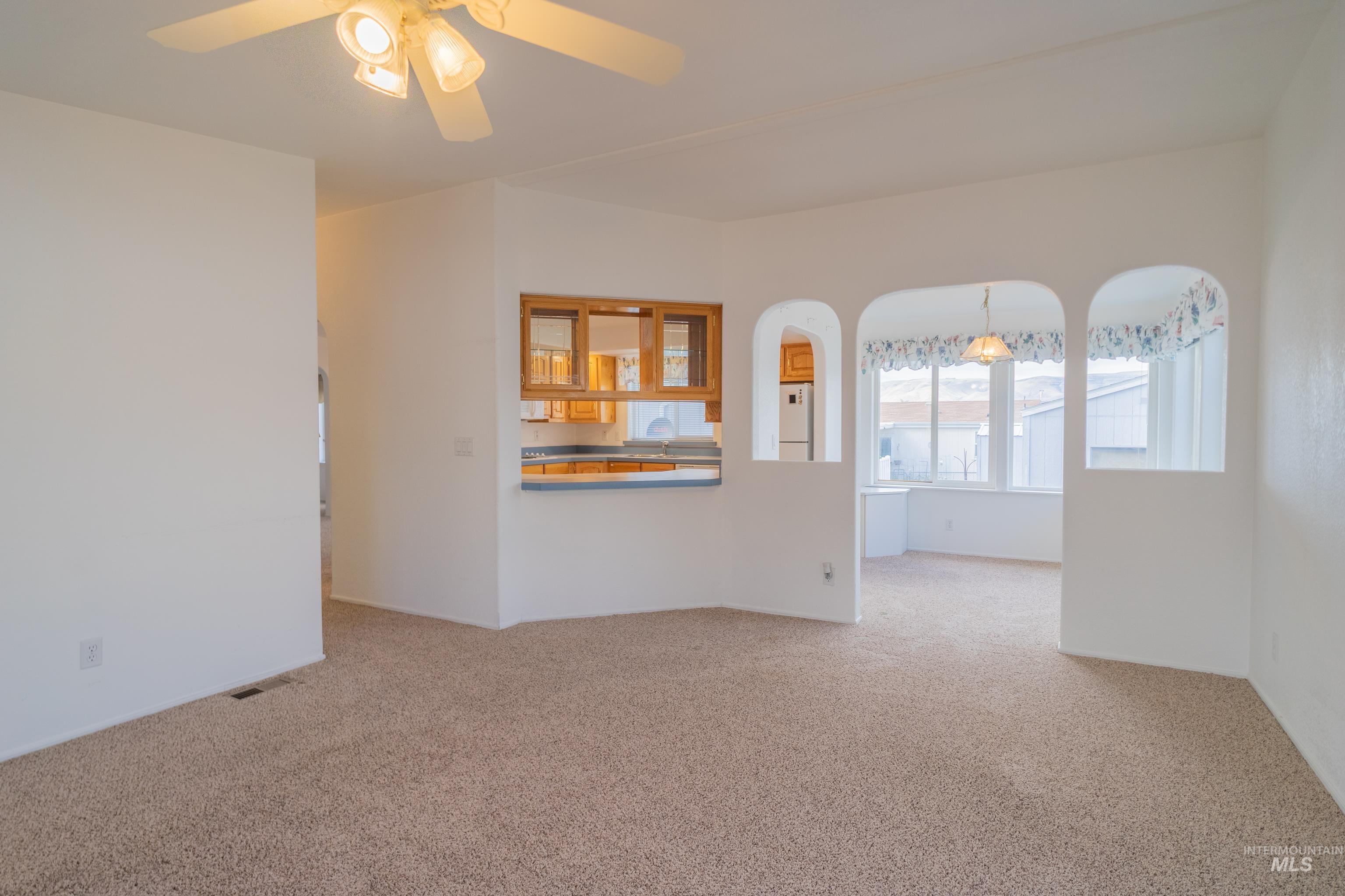 2115 6th ave., Clarkston, Washington 99403-1567, 3 Bedrooms, 2 Bathrooms, Residential For Sale, Price $155,000,MLS 98989207
