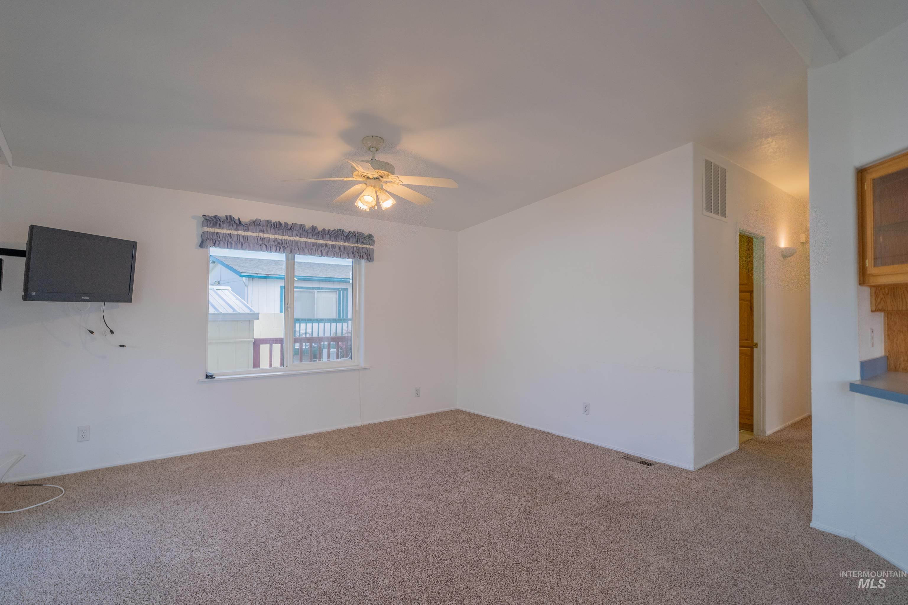 2115 6th ave., Clarkston, Washington 99403-1567, 3 Bedrooms, 2 Bathrooms, Residential For Sale, Price $155,000,MLS 98989207
